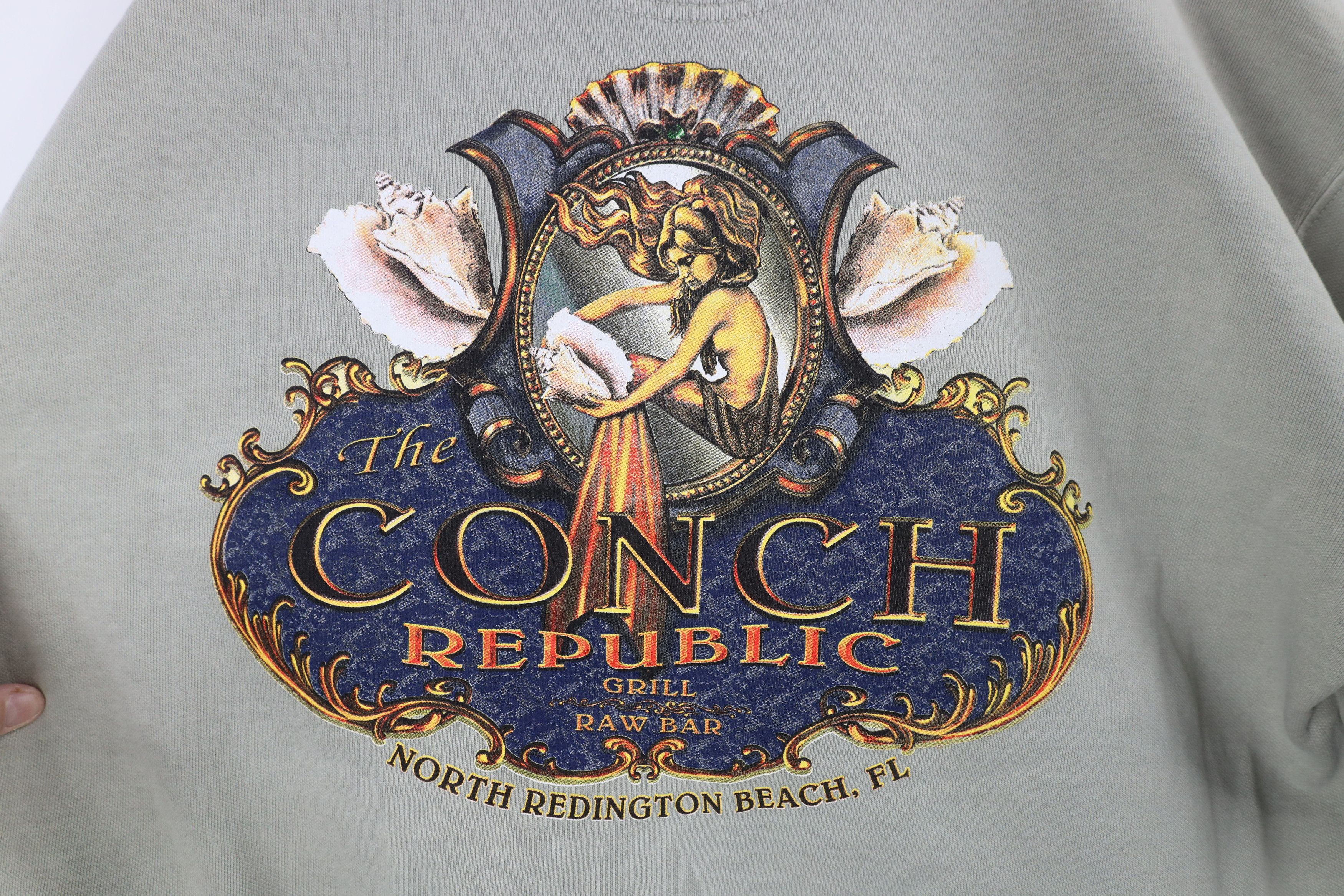 Vintage Vintage 90s The Conch Grill and Raw Bar Sweatshirt Green Size US XL / EU 56 / 4 - 9 Thumbnail