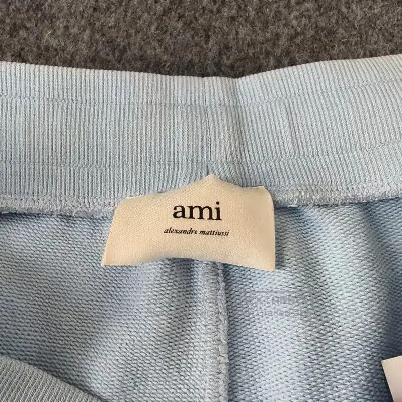 AMI AMI Blue Cotton Men's Shorts . Size US 26 / EU 42 - 3 Thumbnail