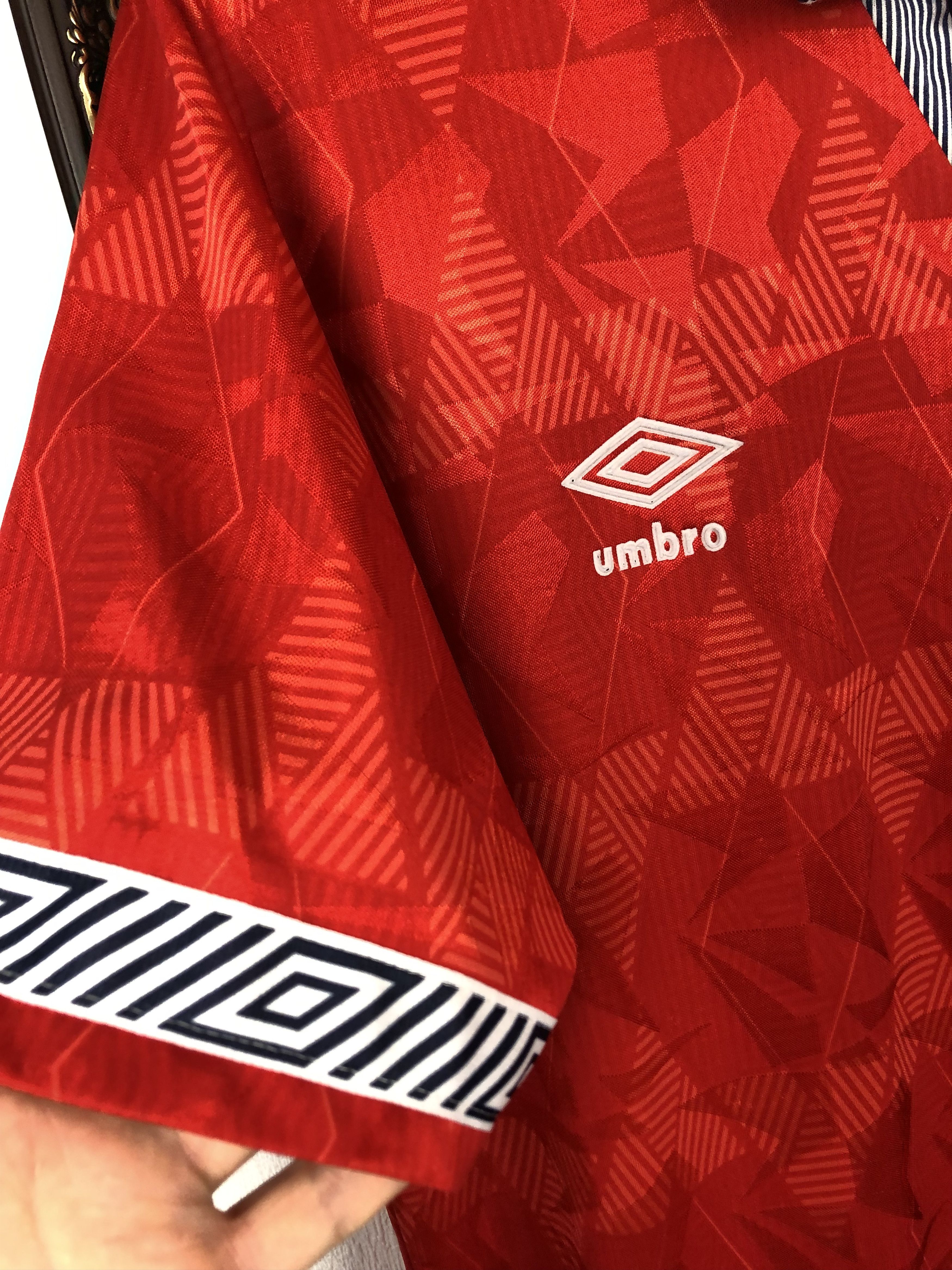 Vintage England football shirt 1990 Soccer Umbro Jersey Mens Trikot Size US M / EU 48-50 / 2 - 4 Thumbnail