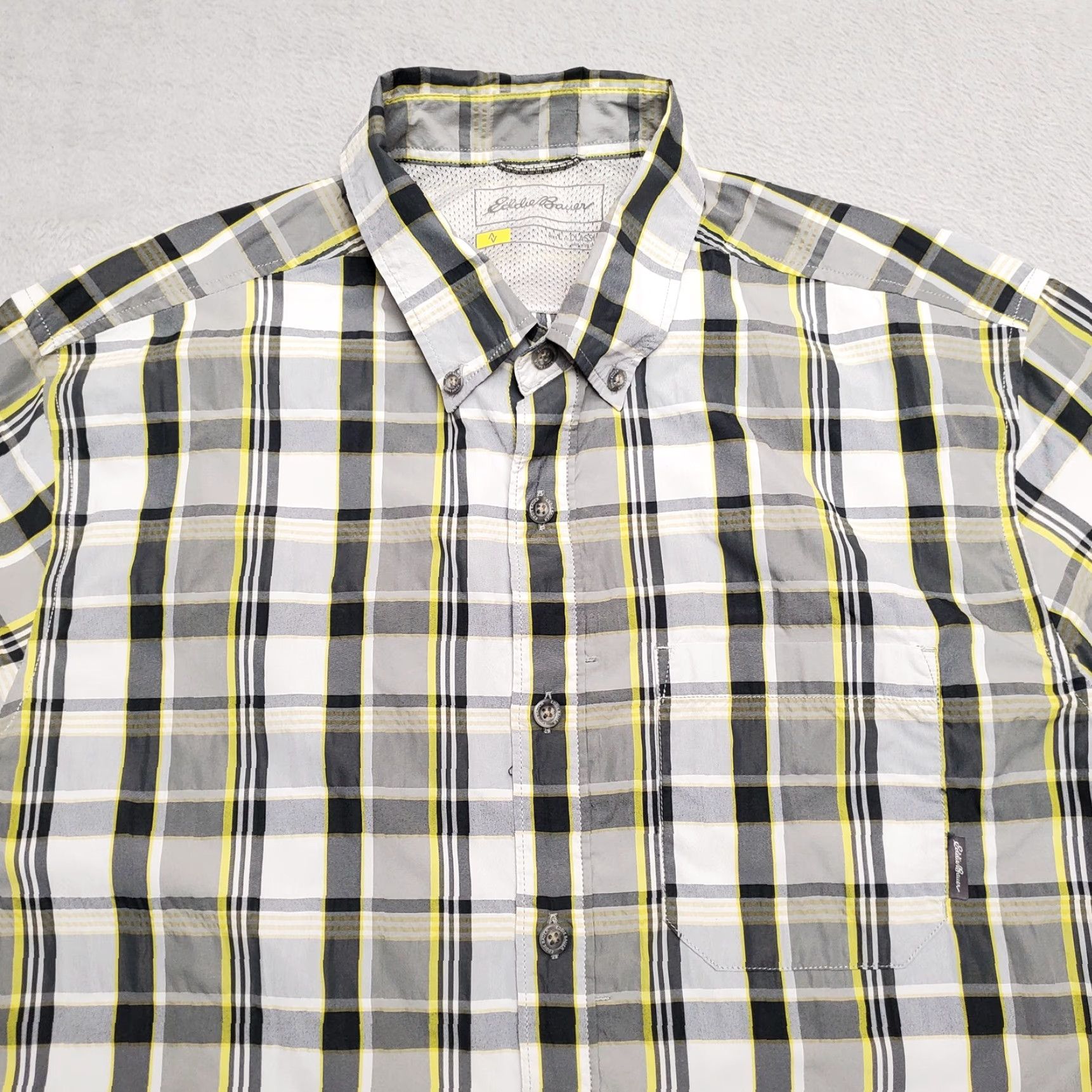 Eddie Bauer Eddie Bauer Shirt Mens L Gray Plaid Nylon Blend Outdoor Casual Button-Up Shirt Size US L / EU 52-54 / 3 - 2 Thumbnail