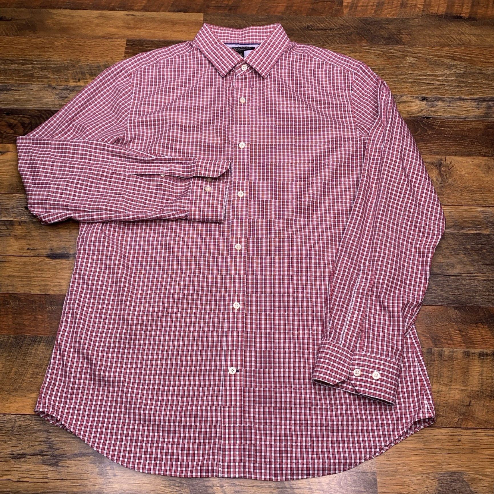 Banana Republic Banana Republic Non Iron Slim Fit Shirt Mens XL Red Plaid Button Up Shirt Size US XL / EU 56 / 4 - 2 Thumbnail