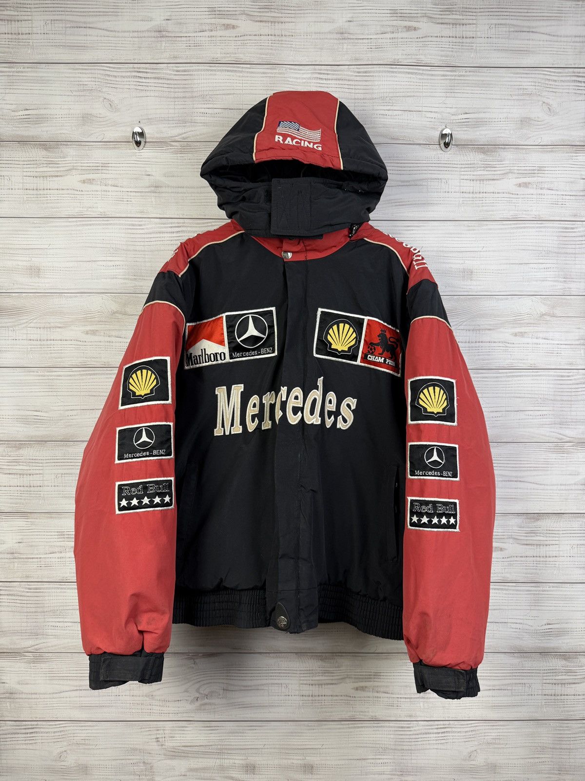 Mercedes-Benz Vintage Racing Mercedes-Benz Jacket Malboro Shell Red Bull Size US M / EU 48-50 / 2 - 1 Thumbnail