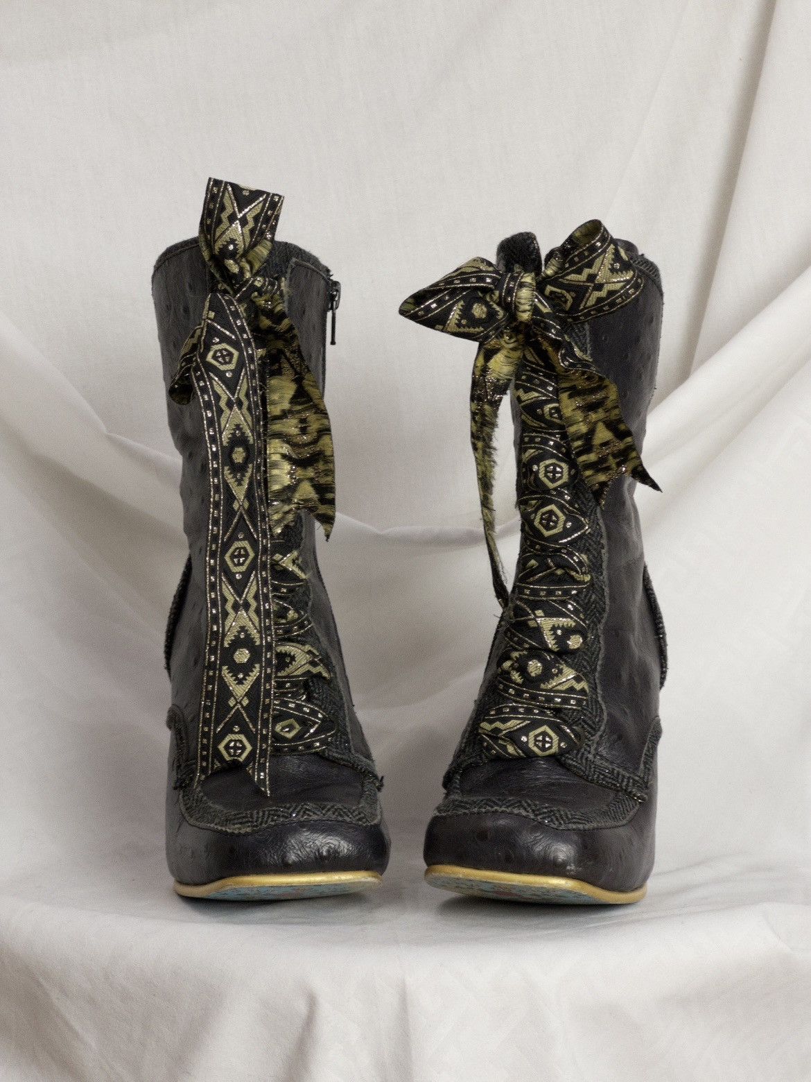 Vintage RARE Irregular Choice Victorian lace-up boots in dark purple Size US 7 / IT 37 - 6 Thumbnail