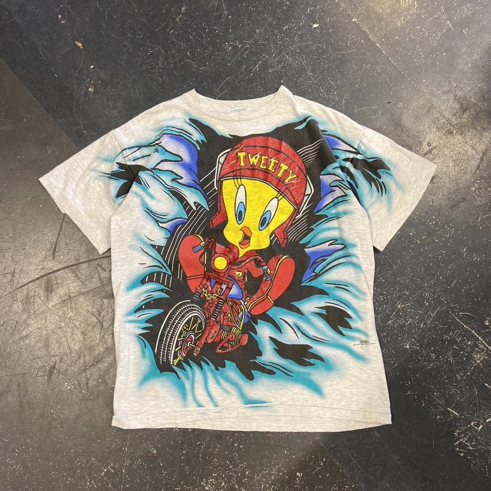 Vintage Tweety Bird Tee Shirts 1995 Tweety Bird Looney Tunes Wild