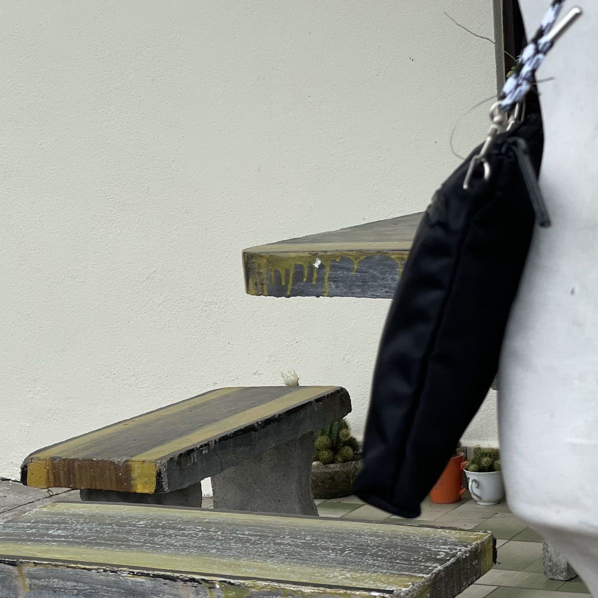 Ato Matsumoto × Japanese Brand PERSPECTIVE BY JUN MATSUMOTO EXHIBITION SLING BAG/SACOCHE Size ONE SIZE - 4 Thumbnail