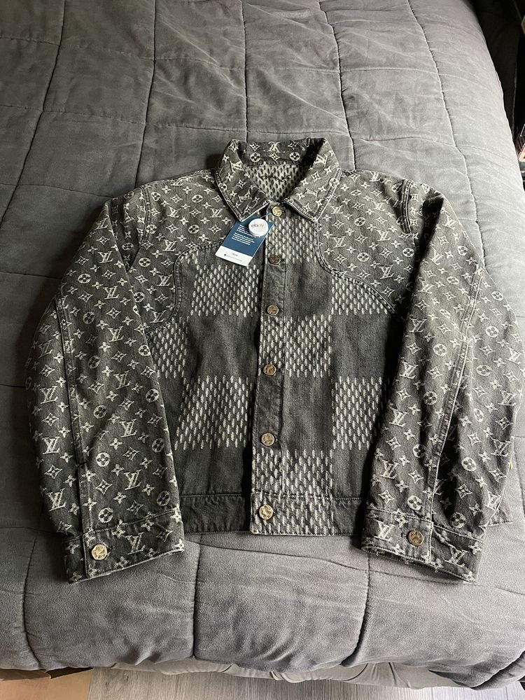 LOUIS VUITTON グレー モノグラムジャケット サイズ38 Louis Vuitton Grey Monogram Jacket | Grailed