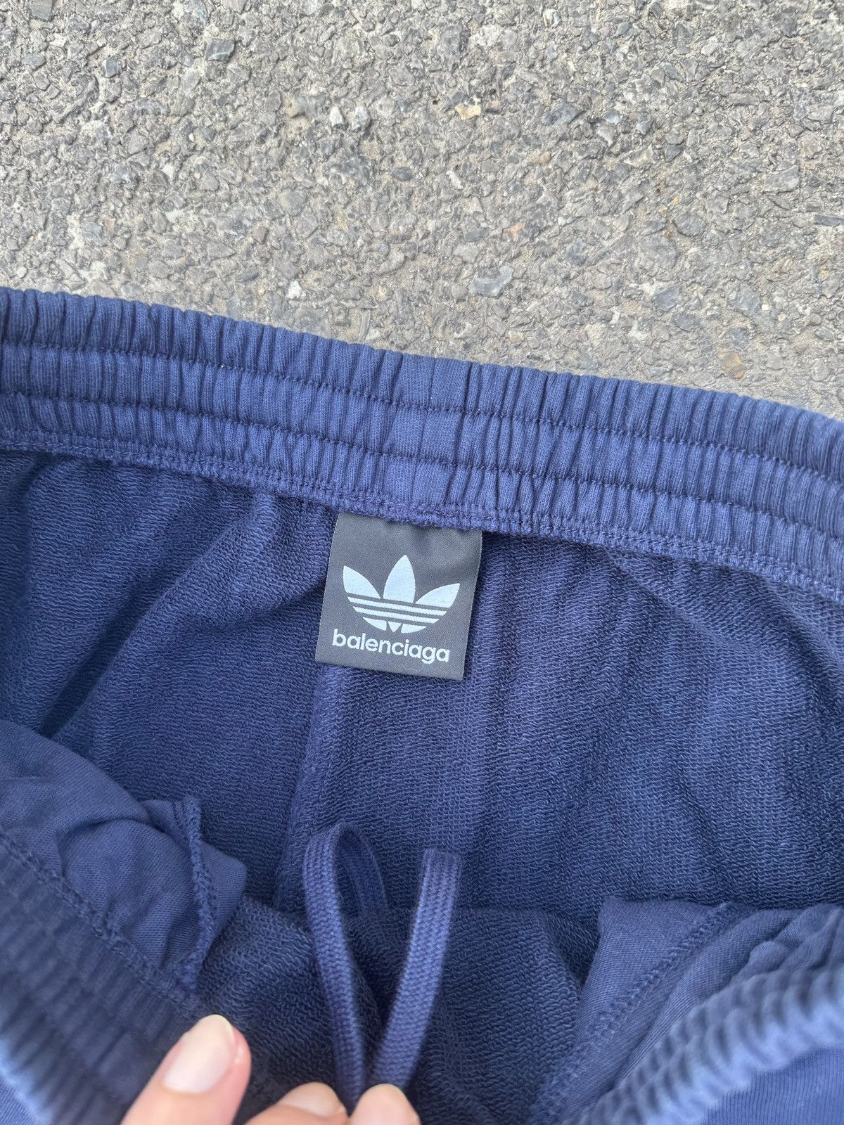 Balenciaga Balenciaga X Adidas Oversized Sweatpants Size L Size US 34 / EU 50 - 4 Thumbnail