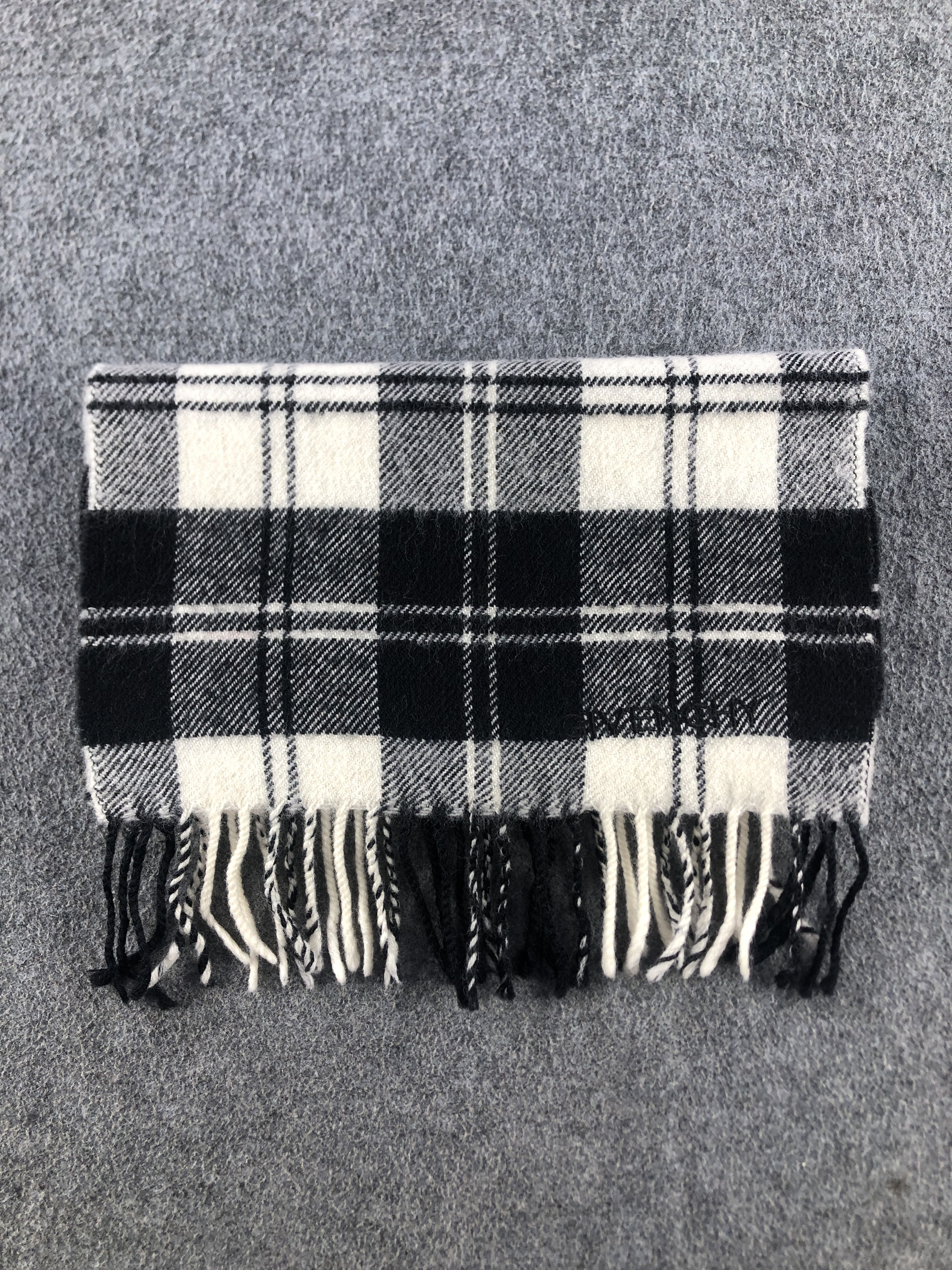 Givenchy Givenchy Wool Scarf / Muffler / Neckwear P873 Size ONE SIZE - 7 Thumbnail