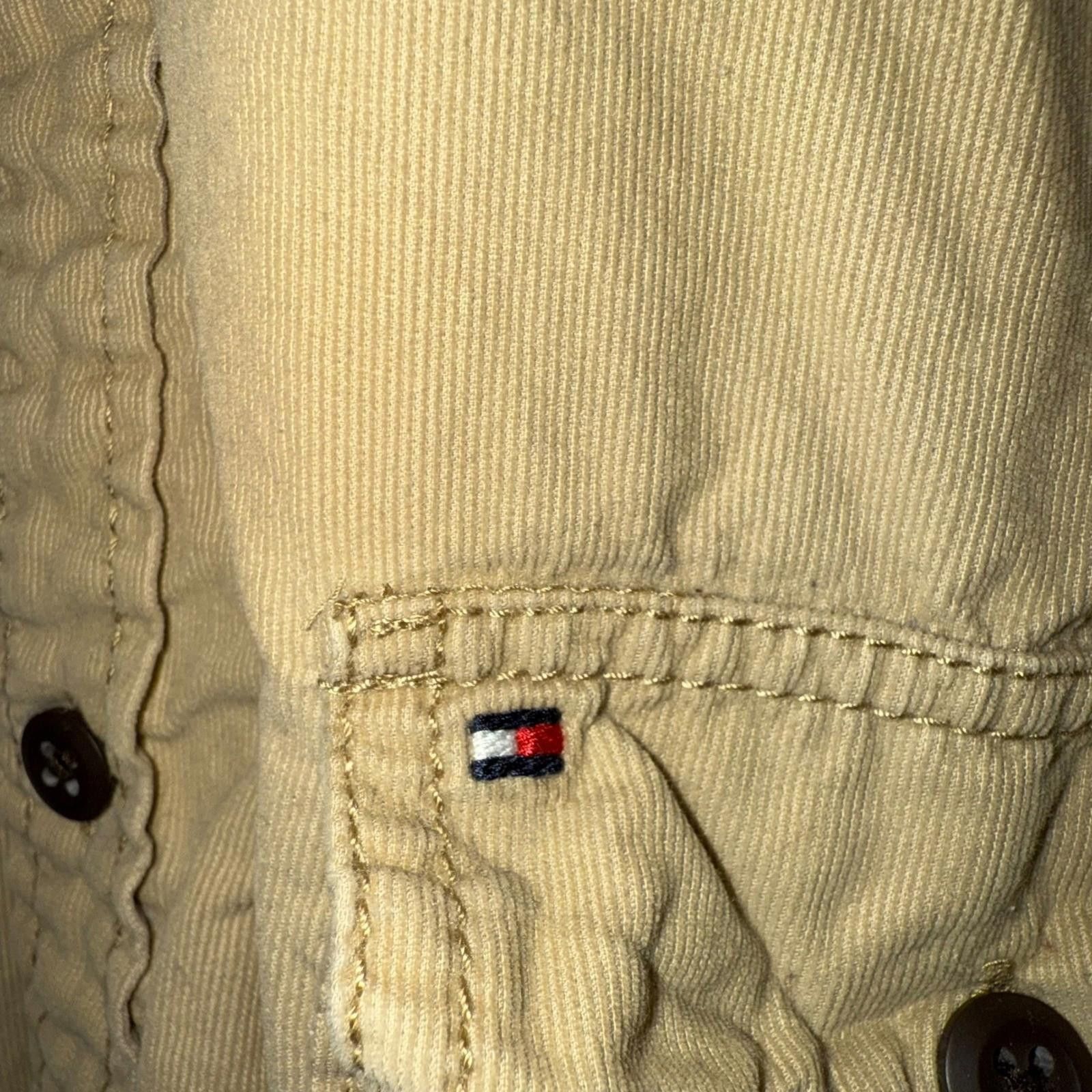 Tommy Hilfiger Tommy Hilfiger Mens Tan Corduroy Button Down Shirt Utility L Size US L / EU 52-54 / 3 - 4 Thumbnail