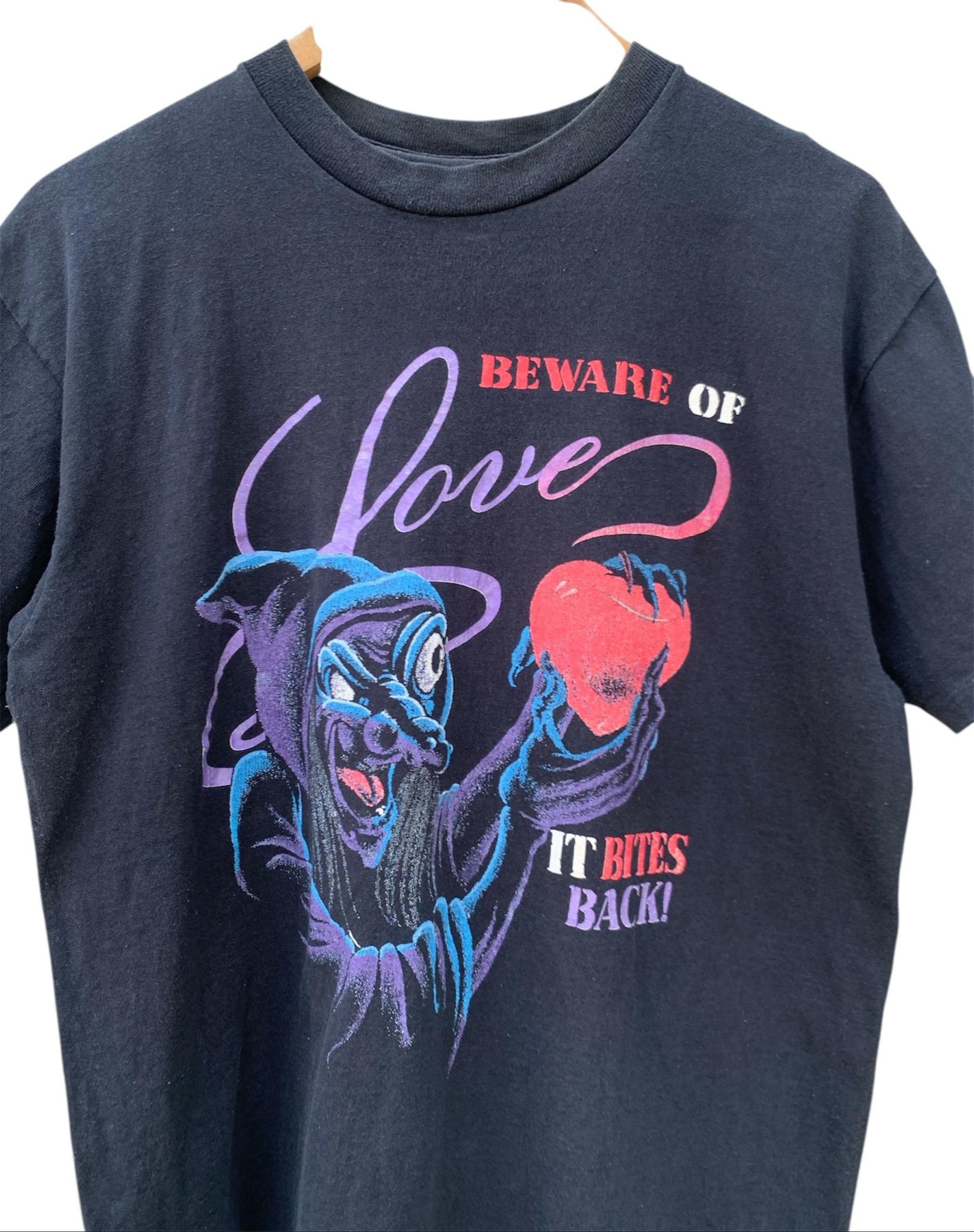 Vintage Vintage Beware Of It Bites Back Shirt Size US L / EU 52-54 / 3 - 4 Thumbnail