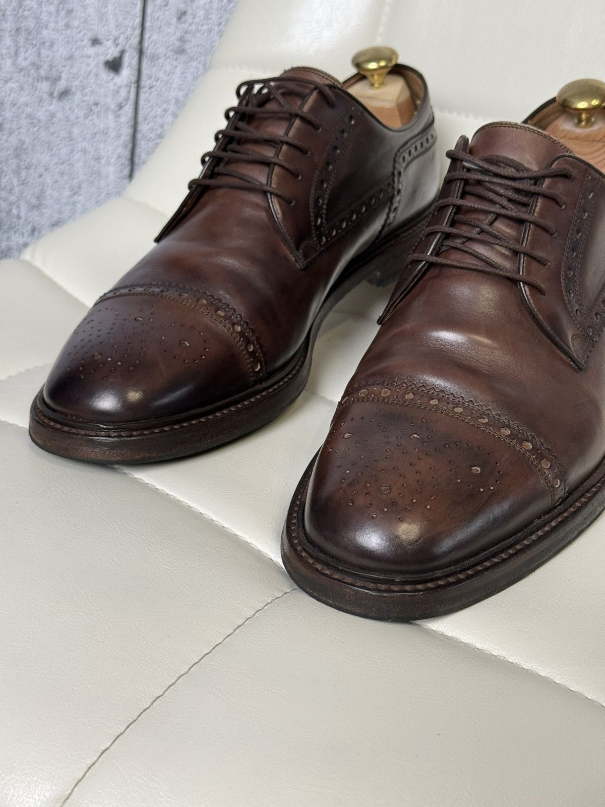 Gucci Gucci Men's Brown Leather Cap-Toe Semi-Brogue Derby Shoes Size US 10.5 / EU 43-44 - 15 Thumbnail