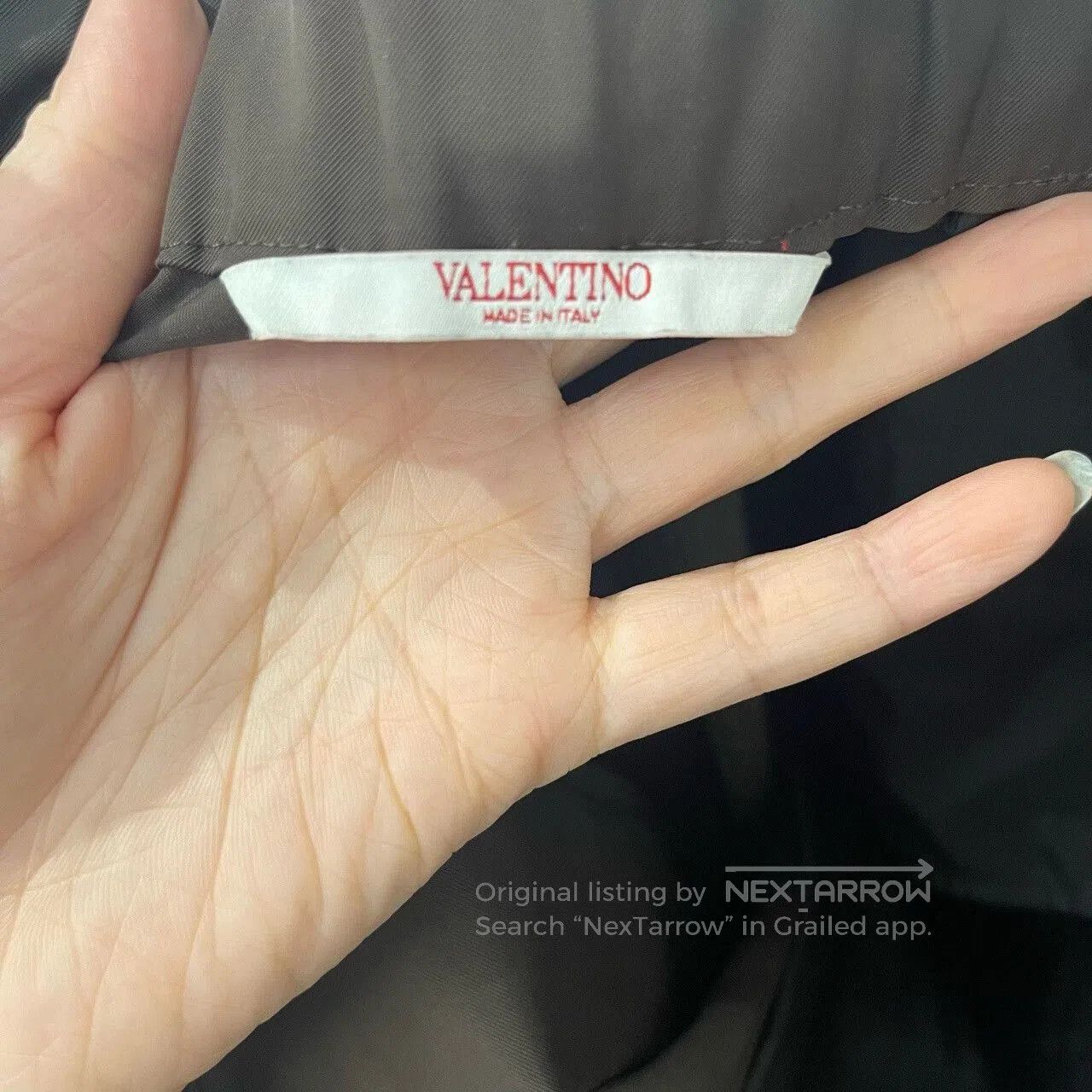 Valentino Valentino Back Logo Straight Shorts. Size US 32 / EU 48 - 3 Thumbnail