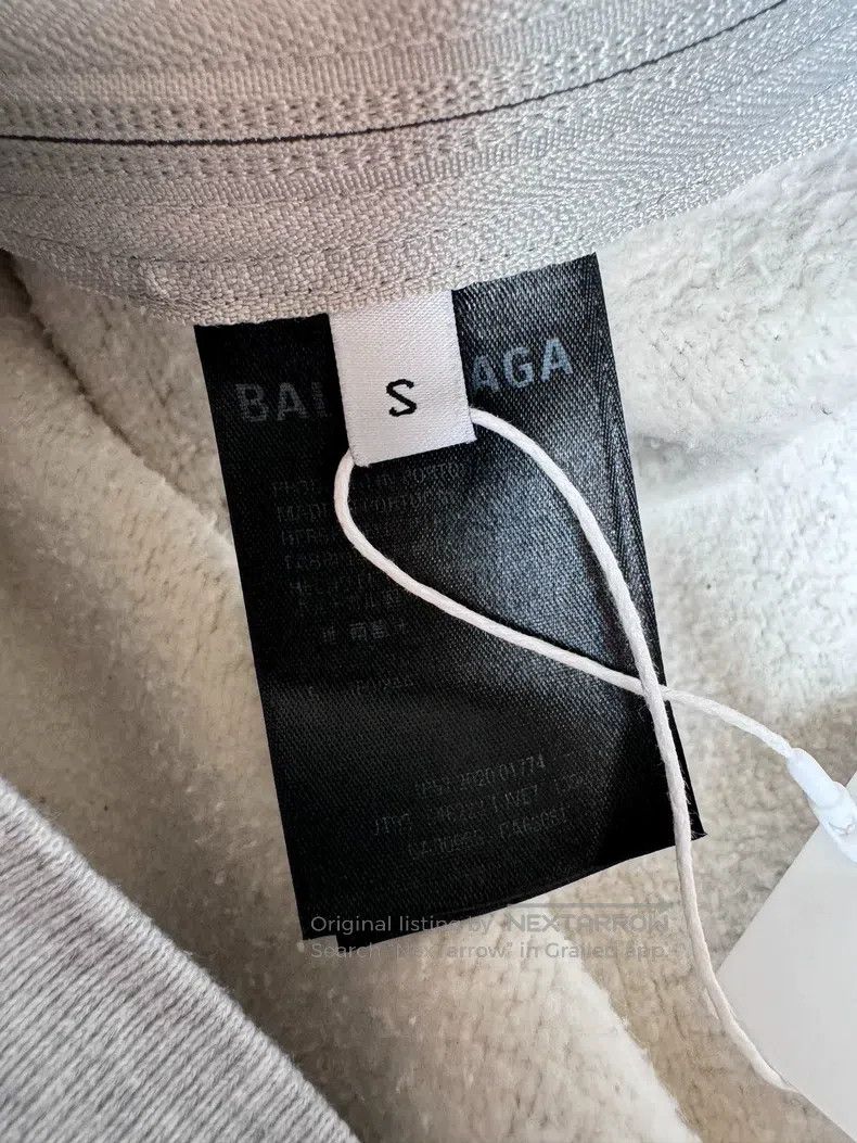 Balenciaga Balenciaga Cartoon Calf Pattern Hoodie Size US S / EU 44-46 / 1 - 5 Thumbnail