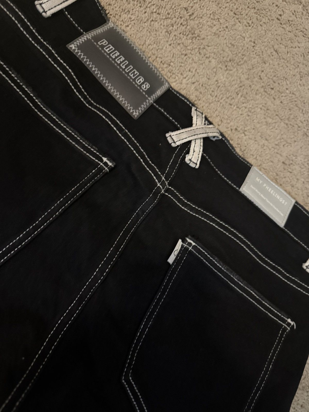Other Black flared denim with text Size US 32 / EU 48 - 4 Thumbnail
