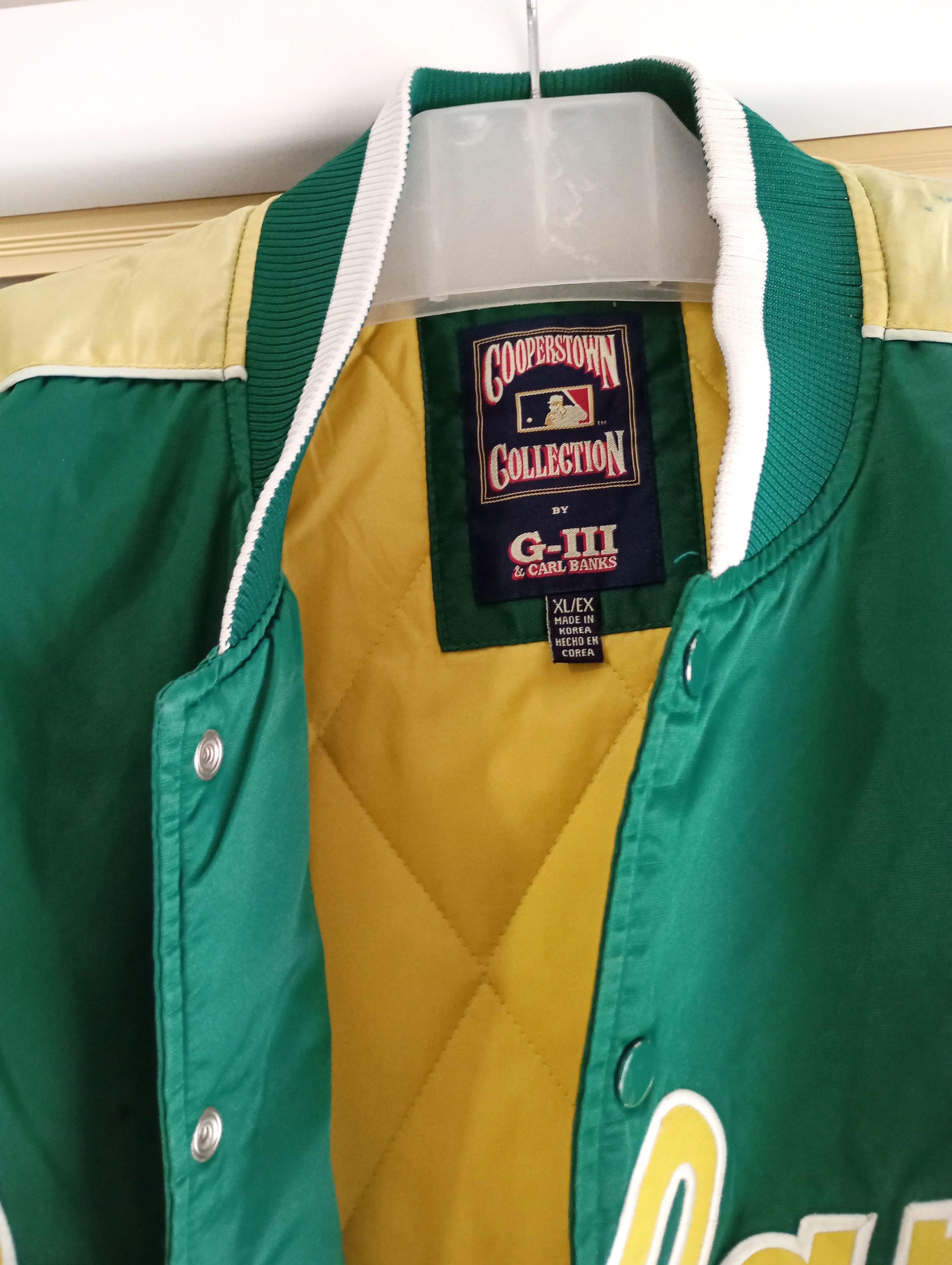 MLB Vintage Oakland Athletics Majestic Jacket Size US XL / EU 56 / 4 - 11 Thumbnail