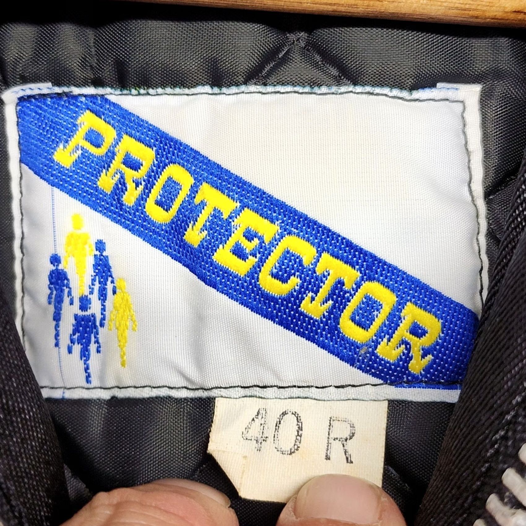Vintage Protector Jacket Mens 40R Black Quilted Full Zip Police Uniform Workwear Patch Size US XXS / EU 40 - 4 Thumbnail