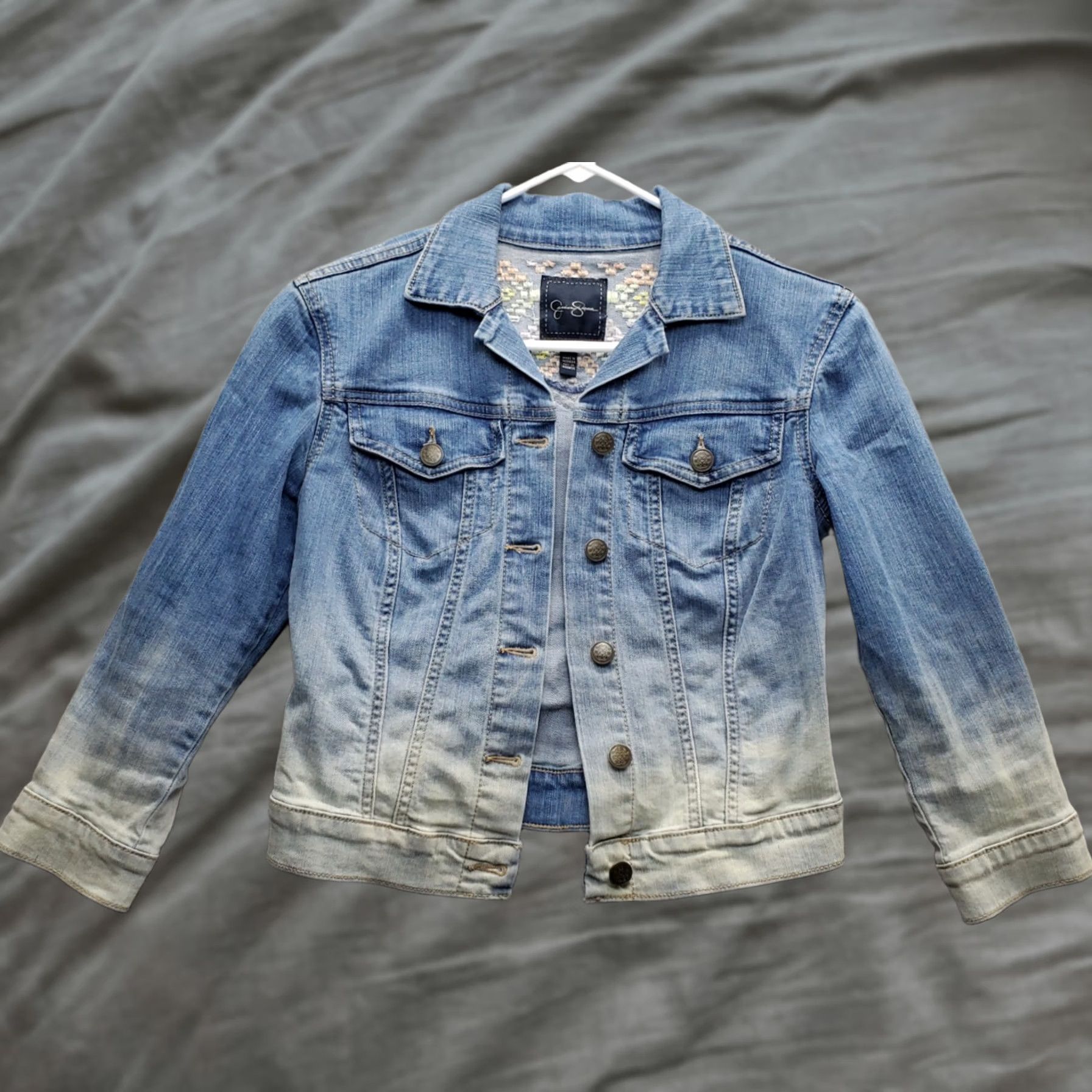 Jessica Simpson Jessica Simpson Jacket Womens XS Blue Trucker Denim Embroidered Button Front Size XS / US 0-2 / IT 36-38 - 1 Thumbnail