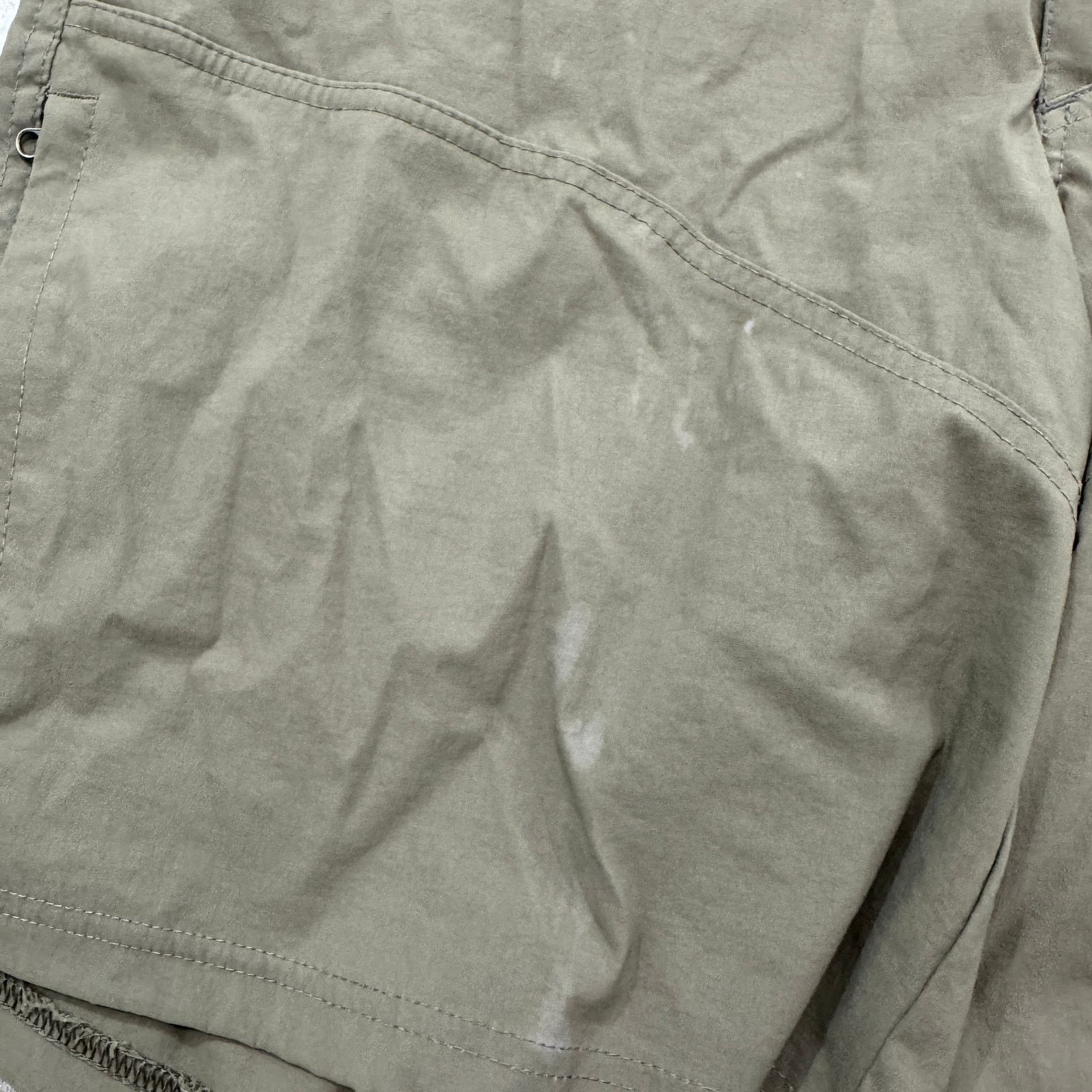 Kuhl Kuhl Renegade Shorts Men's 36 Brown 9" Inseam Flat Front Size US 36 / EU 52 - 4 Thumbnail