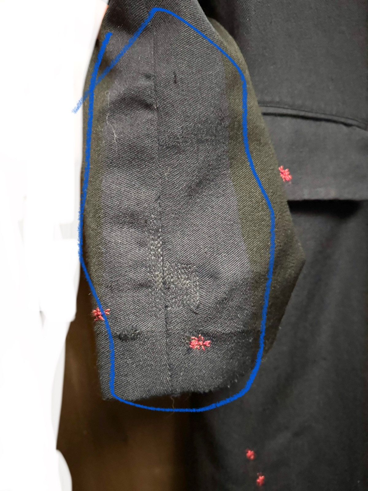 Yohji Yamamoto yohji yamamoto vintage wool embroidered coat 2jp men Size US S / EU 44-46 / 1 - 16 Thumbnail
