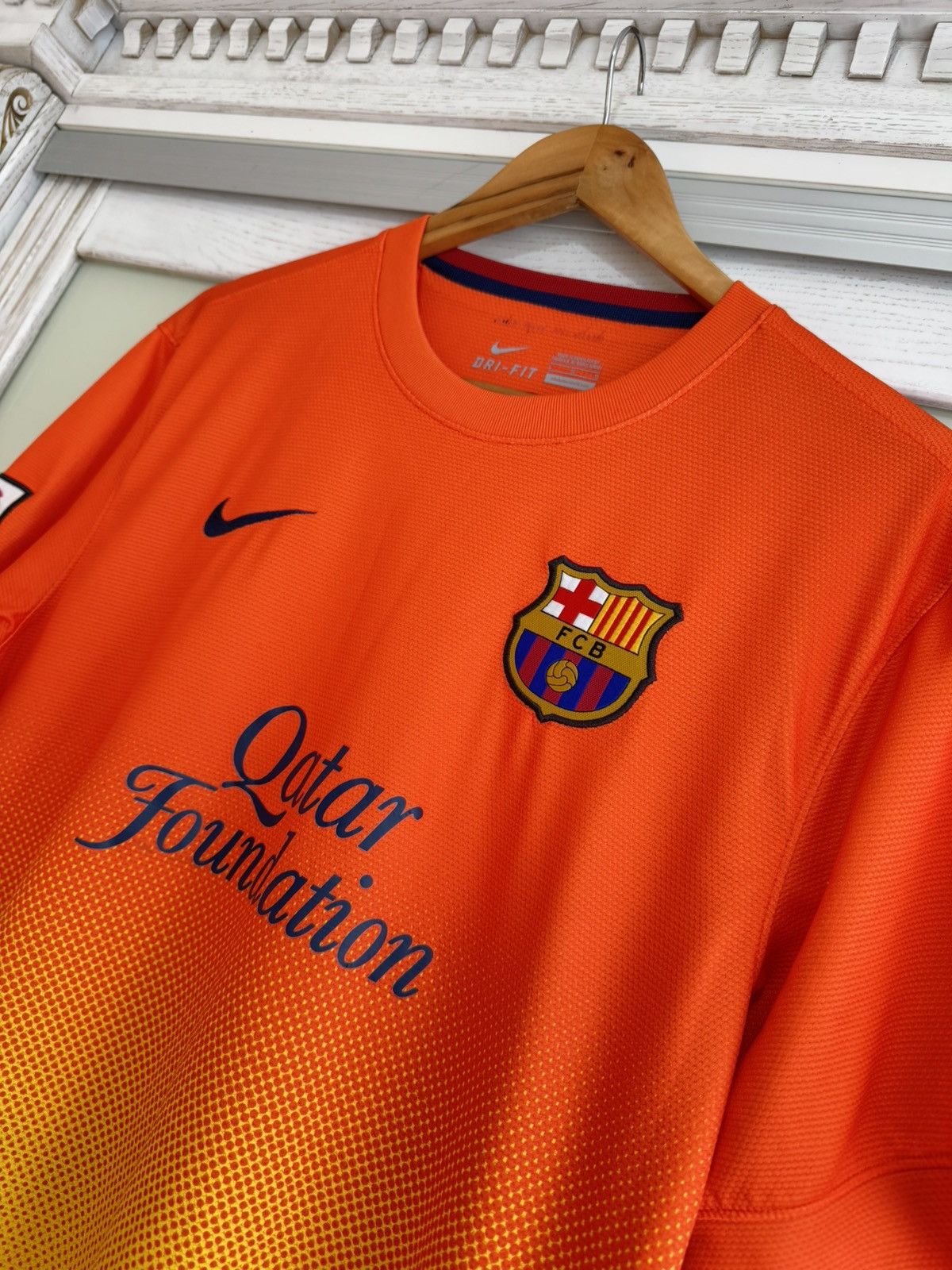 Nike Barcelona 2012-2013 Away Soccer Jersey Football Kit Shirt Size US L / EU 52-54 / 3 - 8 Thumbnail