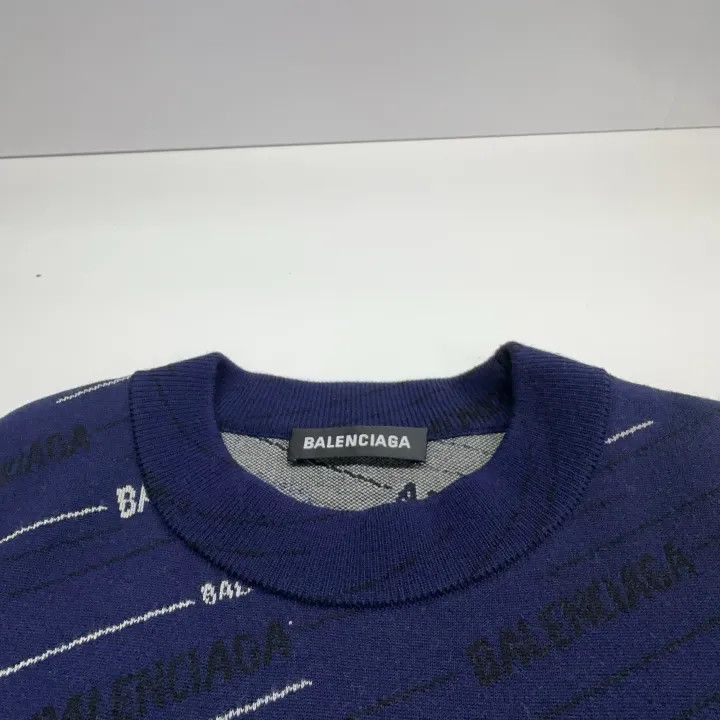 Balenciaga Balenciaga Logo Knit Sweater in Dark Blue 0079-2507 Size US XS / EU 42 / 0 - 3 Thumbnail