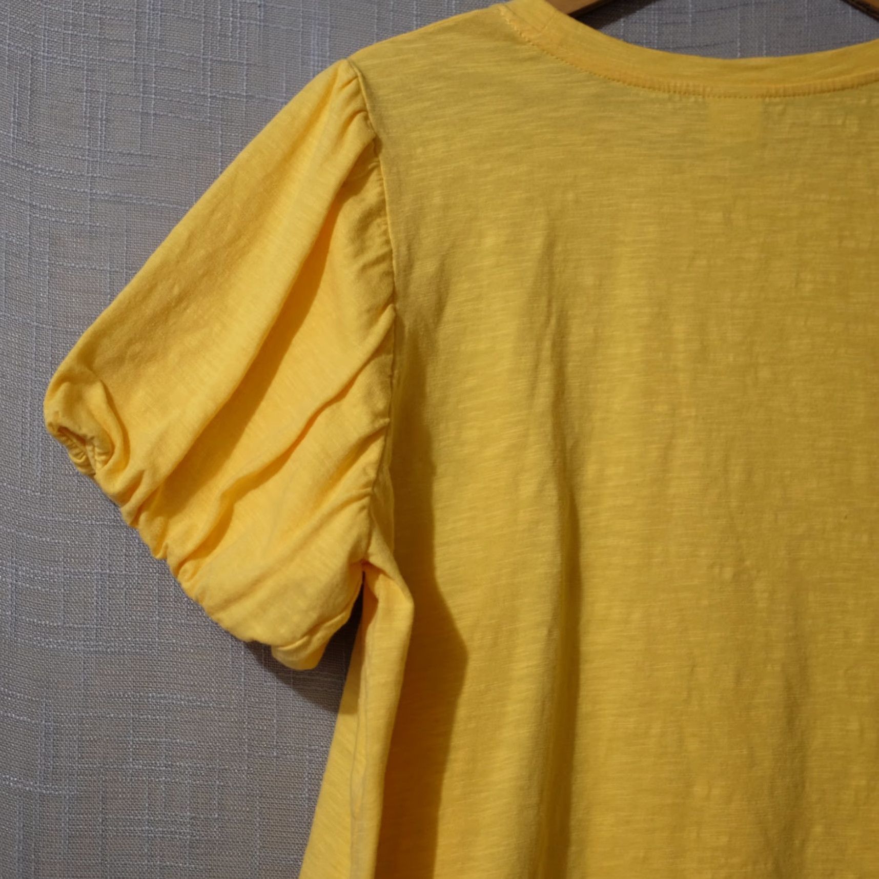 Vintage EUC Time And Tru Maternity Puff Short Sleeve Tee Marigold Womens L Time And Tru Shirt Maternity Puff Sleeve Marigold Womens L Size 36" / US 14 / IT 50 - 6 Thumbnail