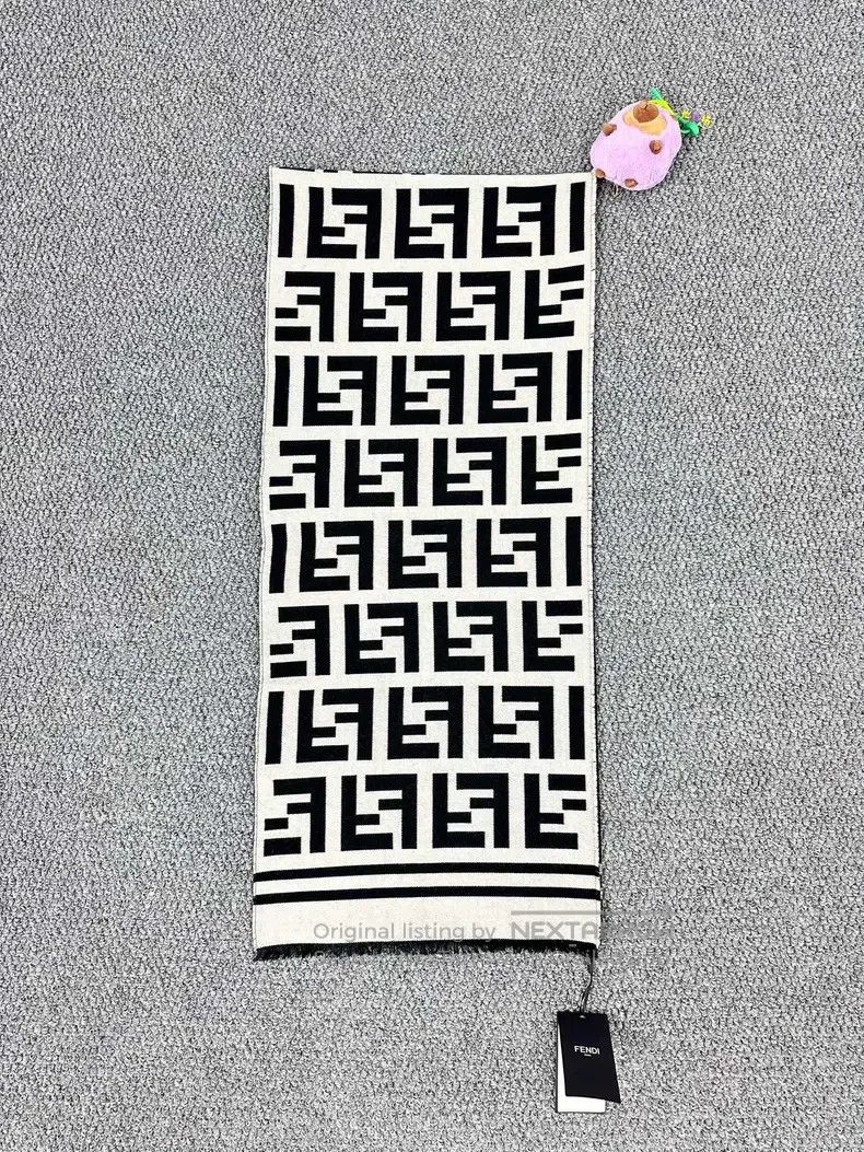 Fendi Fendi size 180*35 cm Black and white double-sided printed l Size ONE SIZE - 2 Thumbnail