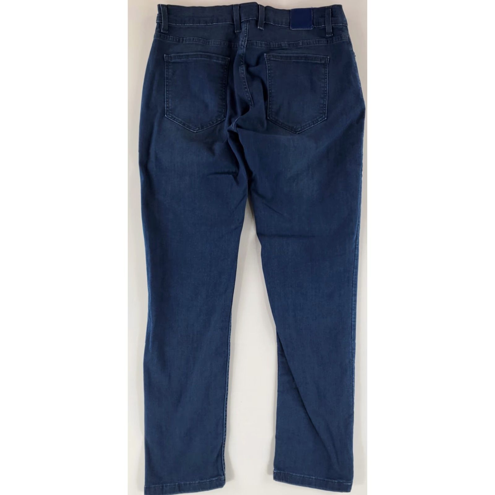 Vintage **Mens Mugsy Blue Lake Shores Stretchy Jean 35** User: **Mens Mugsy Blue Lake Shores Stretchy Jean 35** Size US 35 - 6 Thumbnail