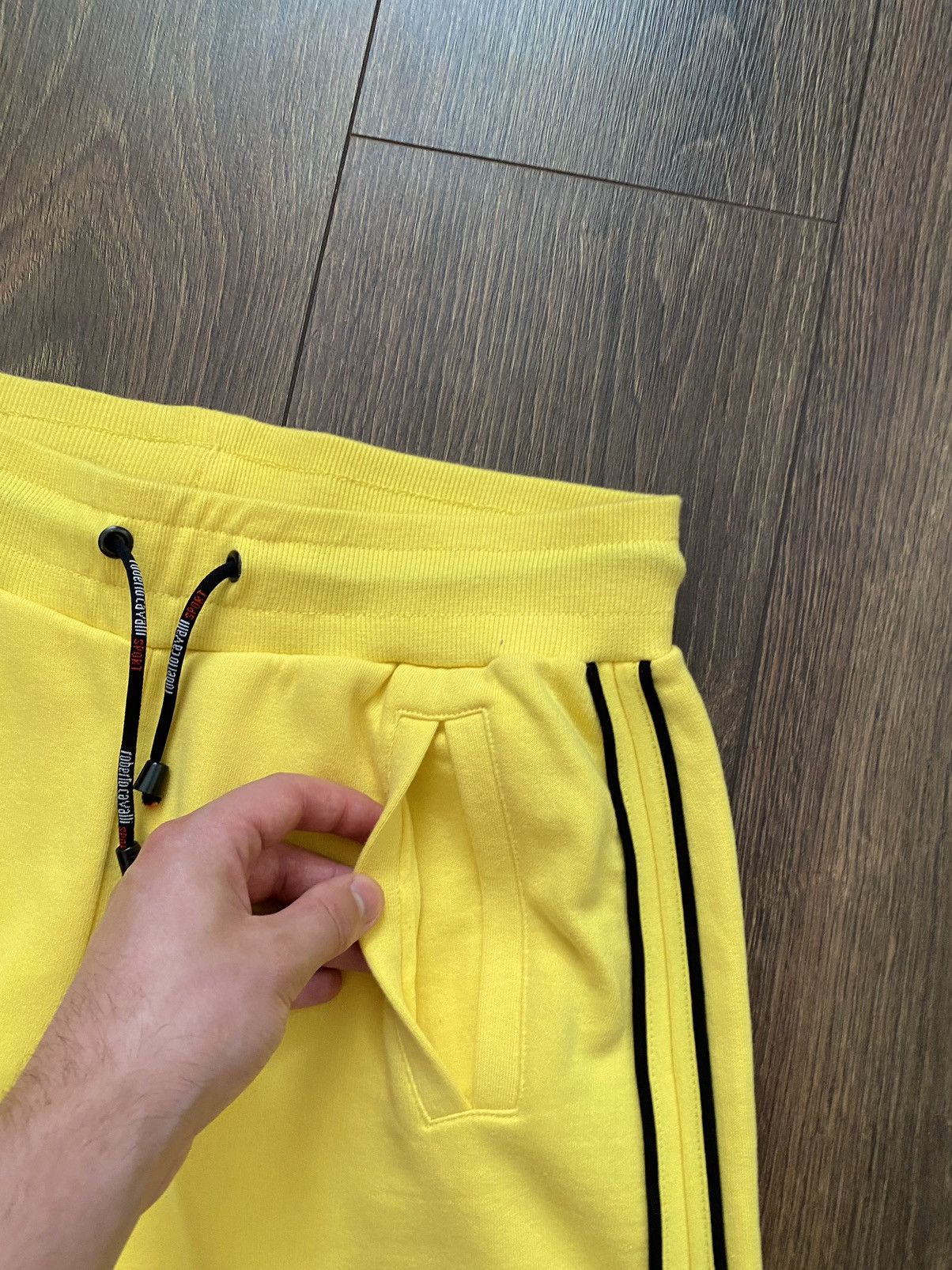 Just Cavalli Roberto Cavalli SPORT Shorts Size US 32 / EU 48 - 4 Thumbnail