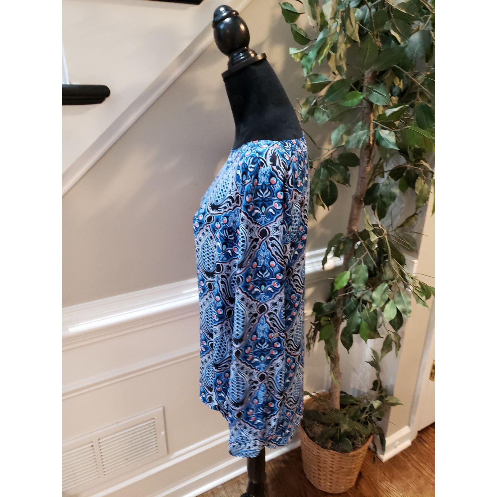 Ann Taylor Ann Taylor LOFT Top Women M Blue Black Long Sleeve Blouse Size M / US 6-8 / IT 42-44 - 6 Thumbnail