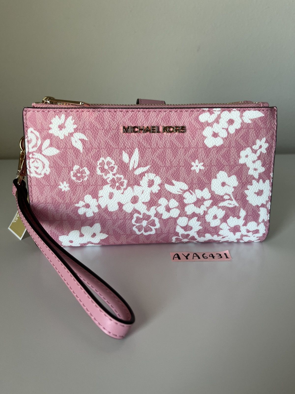 Michael Kors Michael Kors Wallet Size ONE SIZE - 2 Thumbnail