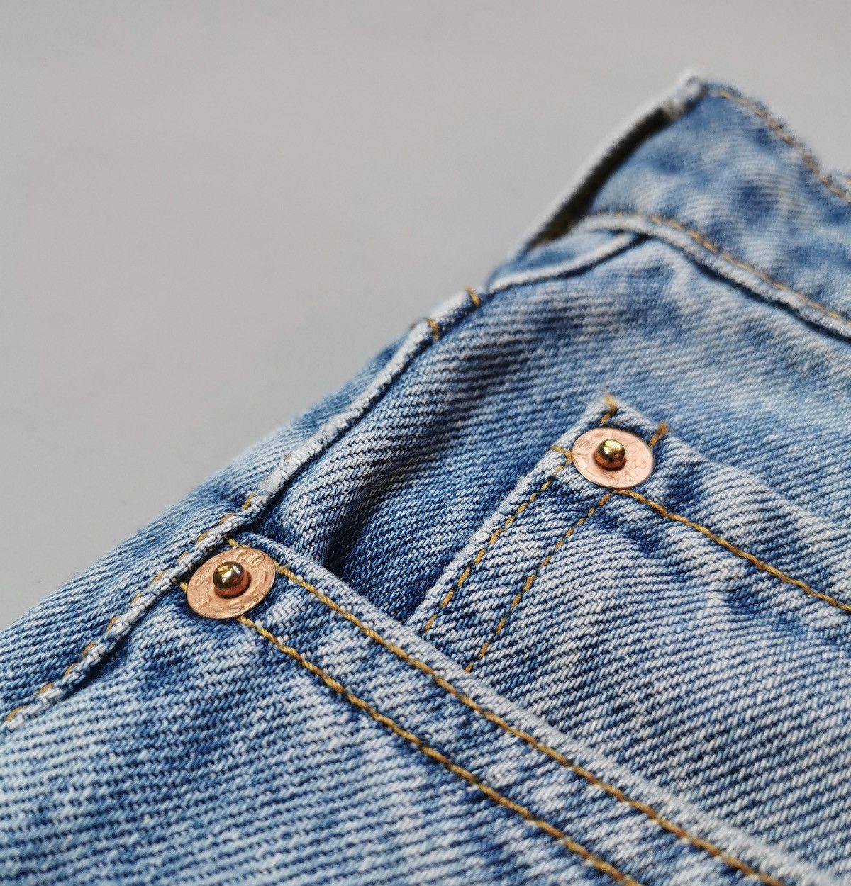 Levi's Vintage Levis 515 Denim Jeans Size US 32 / EU 48 - 2 Thumbnail