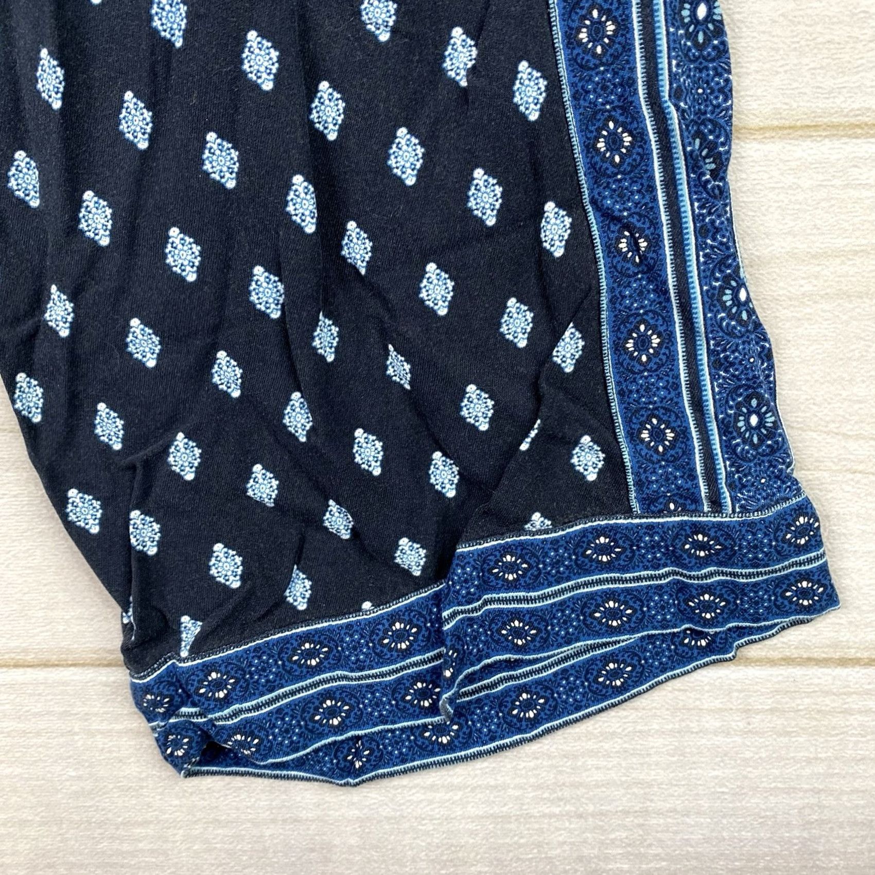 J. Jill J. Jill Pants Womens XS Blue Printed Bohemian Pull-On Elastic Waist Rayon Size 26" / US 2 / IT 38 - 2 Thumbnail