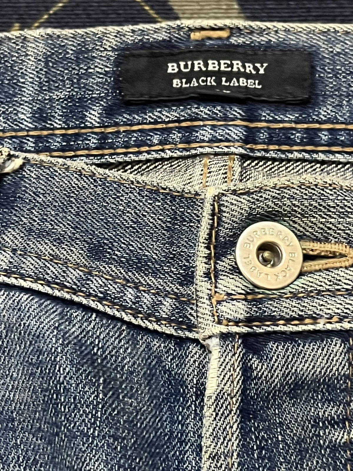 Burberry Vintage Burberry Black Label Mudwash Denim Size US 31 - 10 Thumbnail