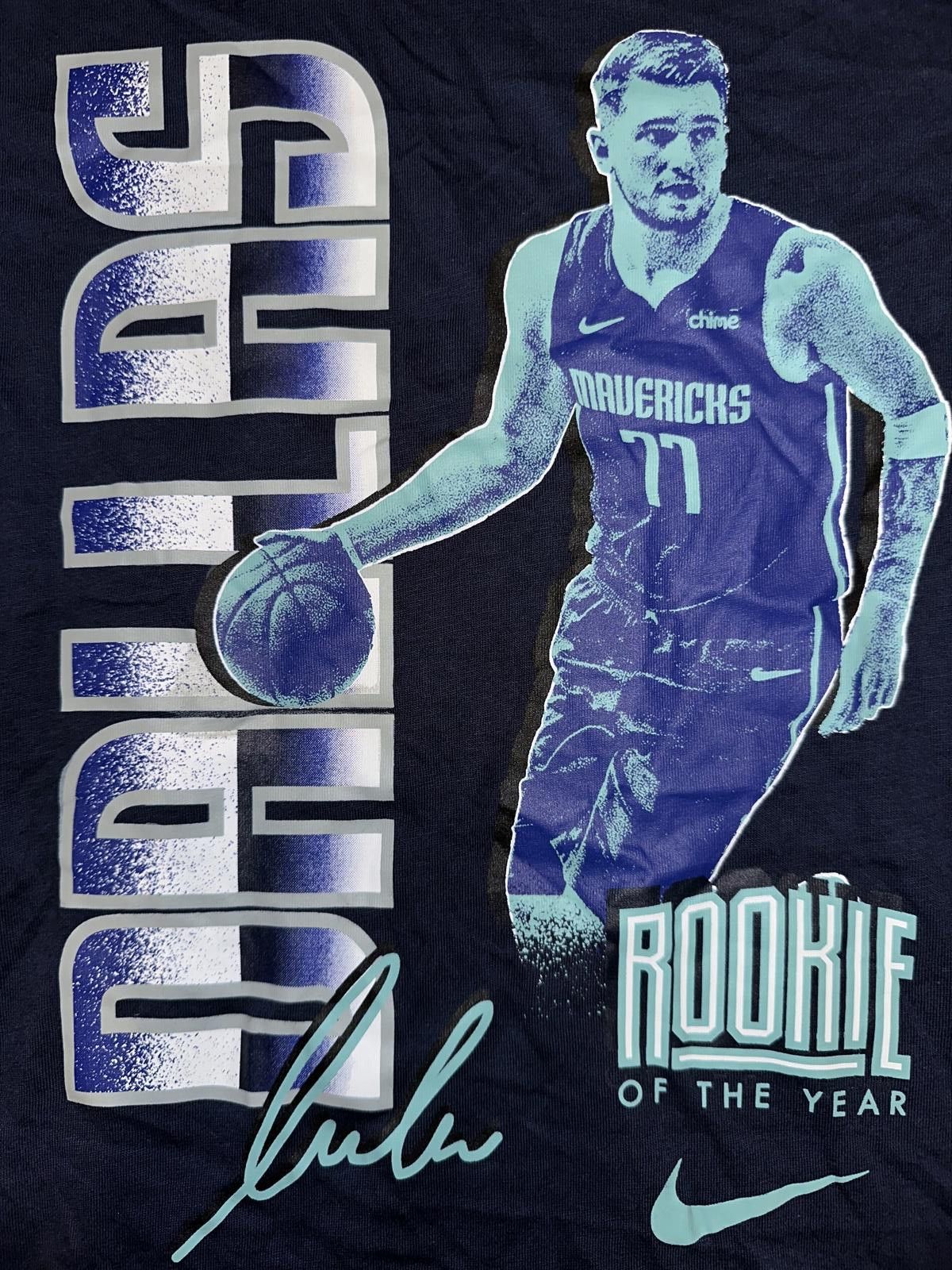 Nike Nike Men’s NBA Dallas Mavericks Luka Doncic Rookie Of The Year Navy T-Shirt Size US XS / EU 42 / 0 - 4 Thumbnail