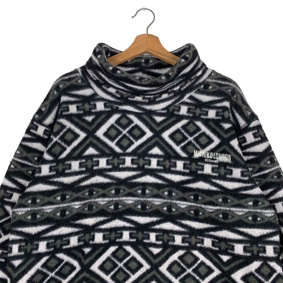 Michiko Koshino London Michiko Koshino Abstract Design Pullover Fleece #0888-C40 Size US M / EU 48-50 / 2 - 2 Thumbnail