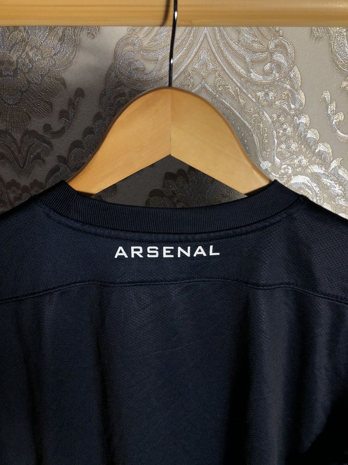 Nike VERY RARE NIKE FC ARSENAL LONDON ENGLAND SOCCER JERSEY 90s Size US M / EU 48-50 / 2 - 9 Thumbnail