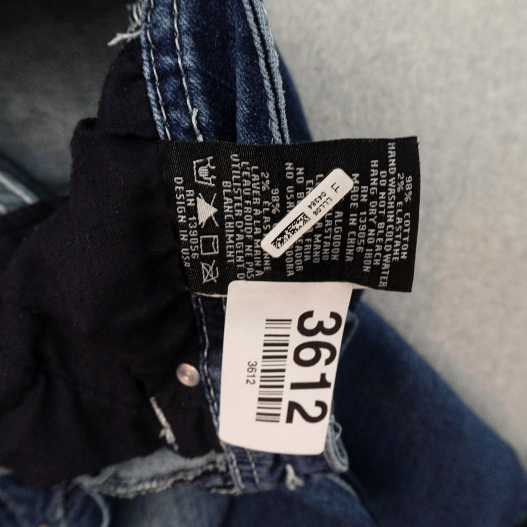 Grace in LA Grace in LA Jeans Bootcut Denim Blue Pockets Embroidered 27 (27X28) Womens Jeans Size 27" / US 4 / IT 40 - 6 Thumbnail