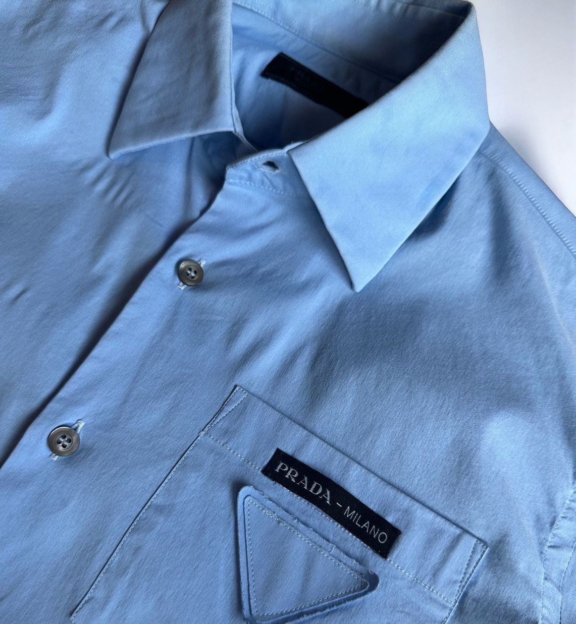 Prada Prada Triangle Logo Shirt Size US S / EU 44-46 / 1 - 1 Thumbnail