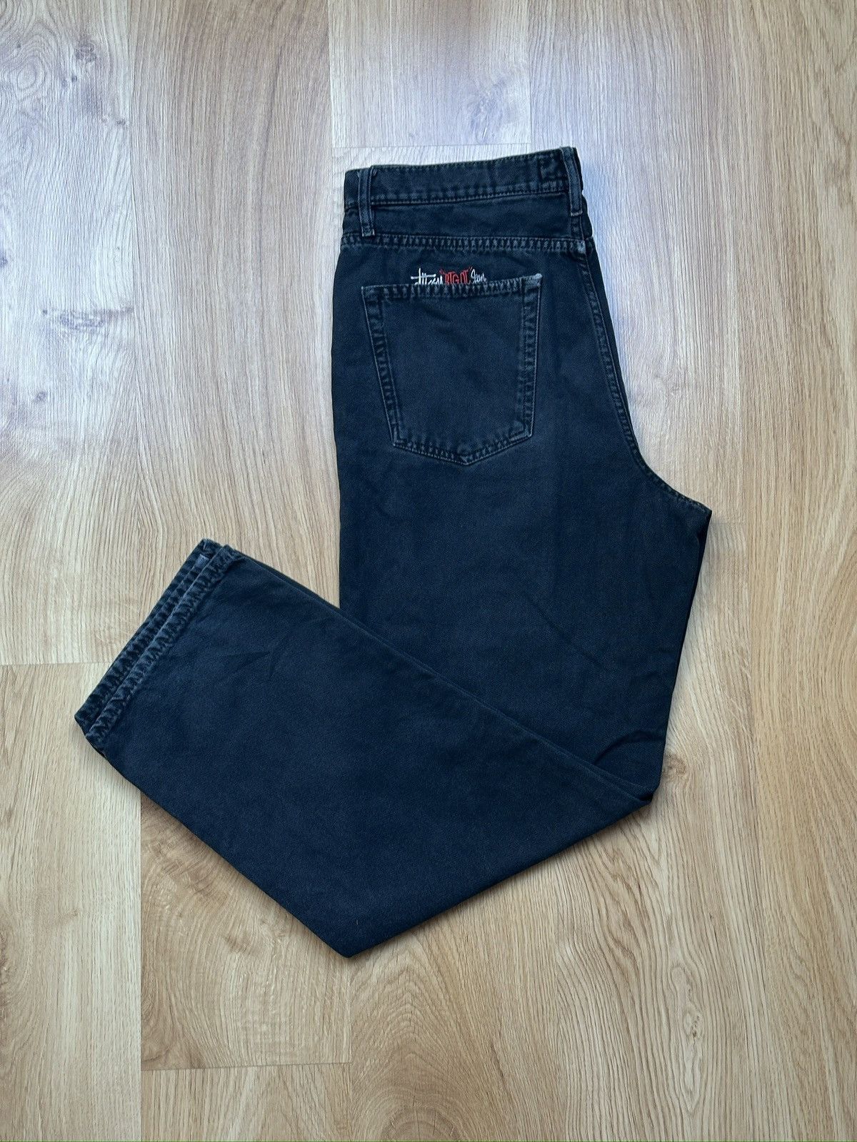 【正規品】STUSSY STENCIL CANVAS BIG OL' JEANS Stüssy Big Ol' Jeans | Blue | FARFETCH JO