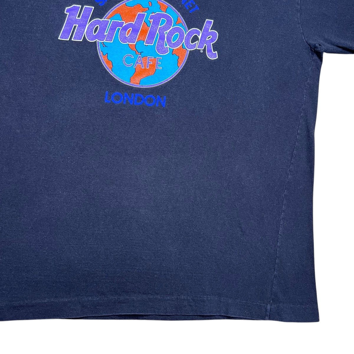 Hard Rock Cafe Vintage 1990s Hard Rock Cafe Save The Planet London Tee Size US L / EU 52-54 / 3 - 6 Thumbnail