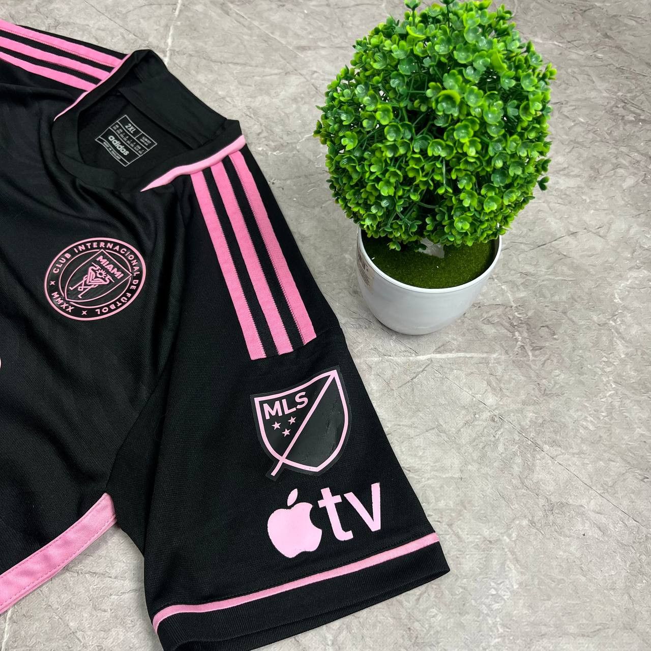 Adidas Adidas Inter Miami 2022 Away Men's Football Soccer Size US XXL / EU 58 / 5 - 11 Thumbnail