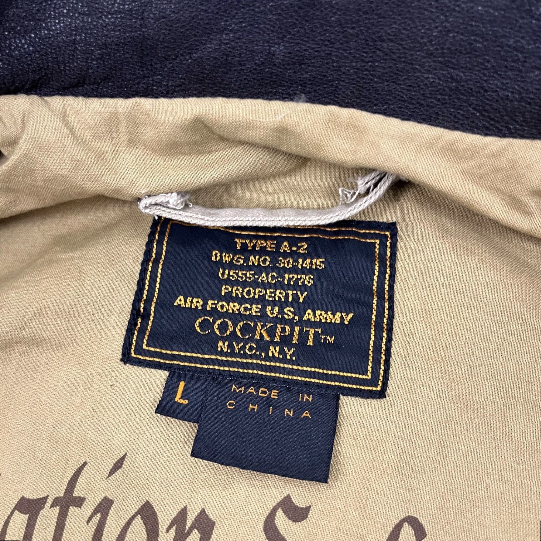 Vintage VINTAGE Cockpit USA Jacket Mens L Brown Bomber Flight Aviator Air Force Leather 90s Size US L / EU 52-54 / 3 - 3 Thumbnail