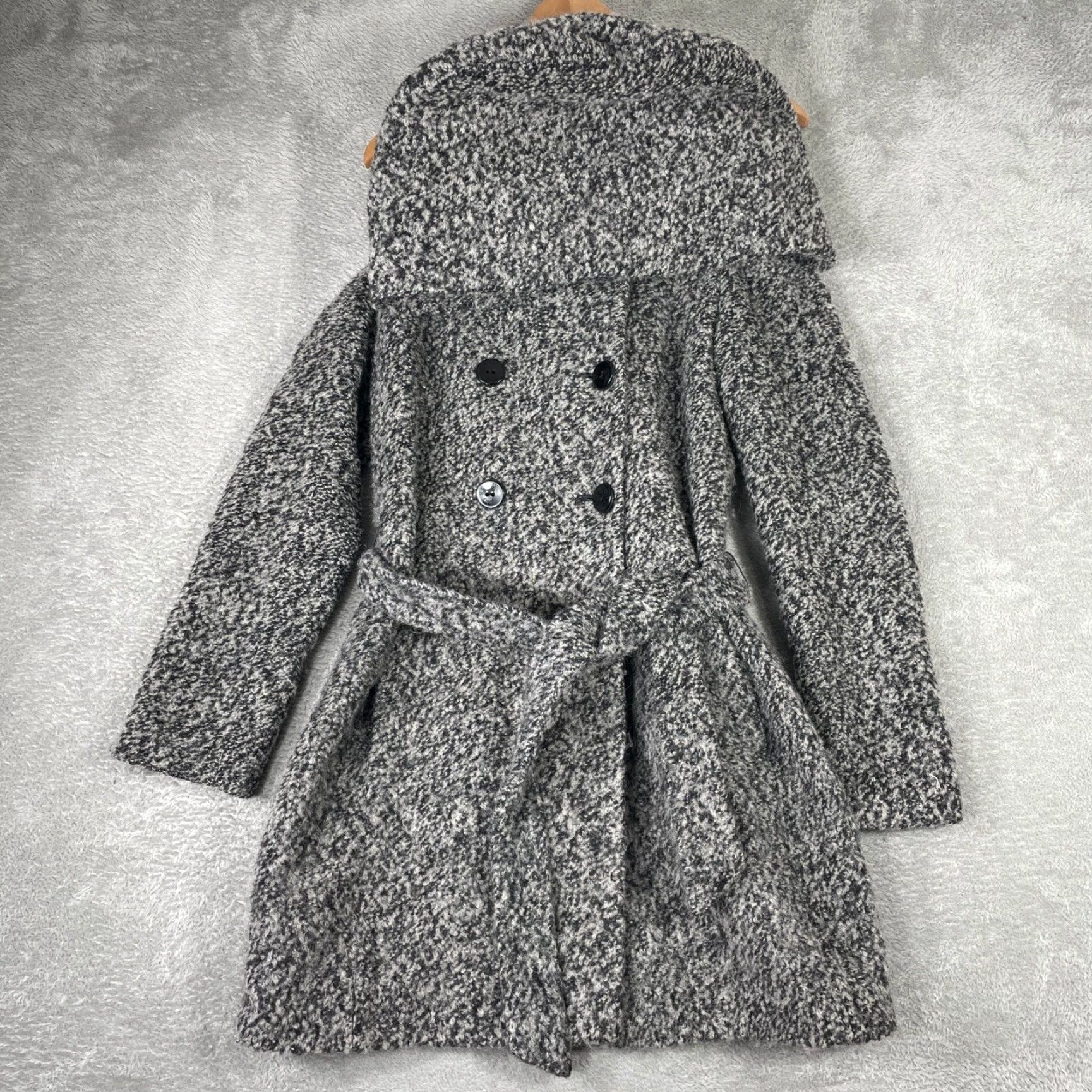 Calvin Klein VINTAGE? (No) Calvin Klein Wool Blend Boucle Pea Coat Belted Funnel Neck Gray 0 Women’s Wool Blend Coat for Winter? Size XS / US 0-2 / IT 36-38 - 2 Thumbnail