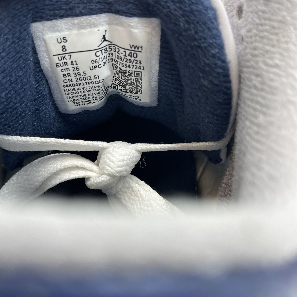 Jordan Brand Air Jordan 3 midnight navy Size US 8 / EU 41 - 8 Thumbnail