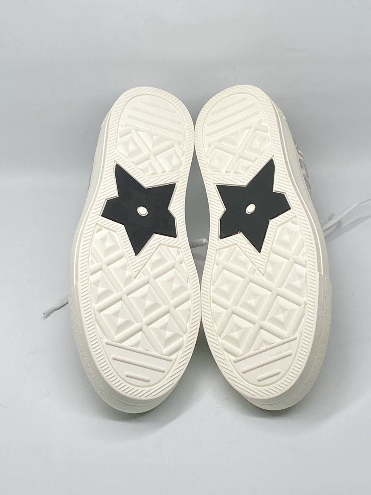 Dior Dior Walk'n'Dior Sneaker Dior Oblique Embroidered size 41 Size US 11 / IT 41 - 15 Thumbnail