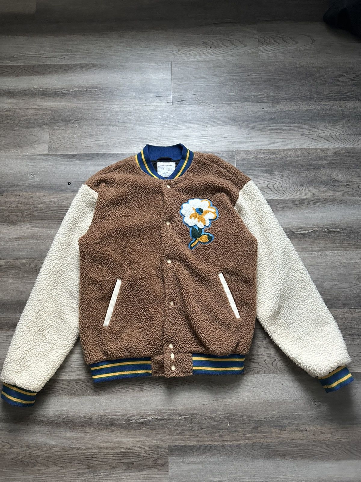 Urban Outfitters Urban Outfitters Sherpa Varsity Jacket Size US L / EU 52-54 / 3 - 1 Thumbnail