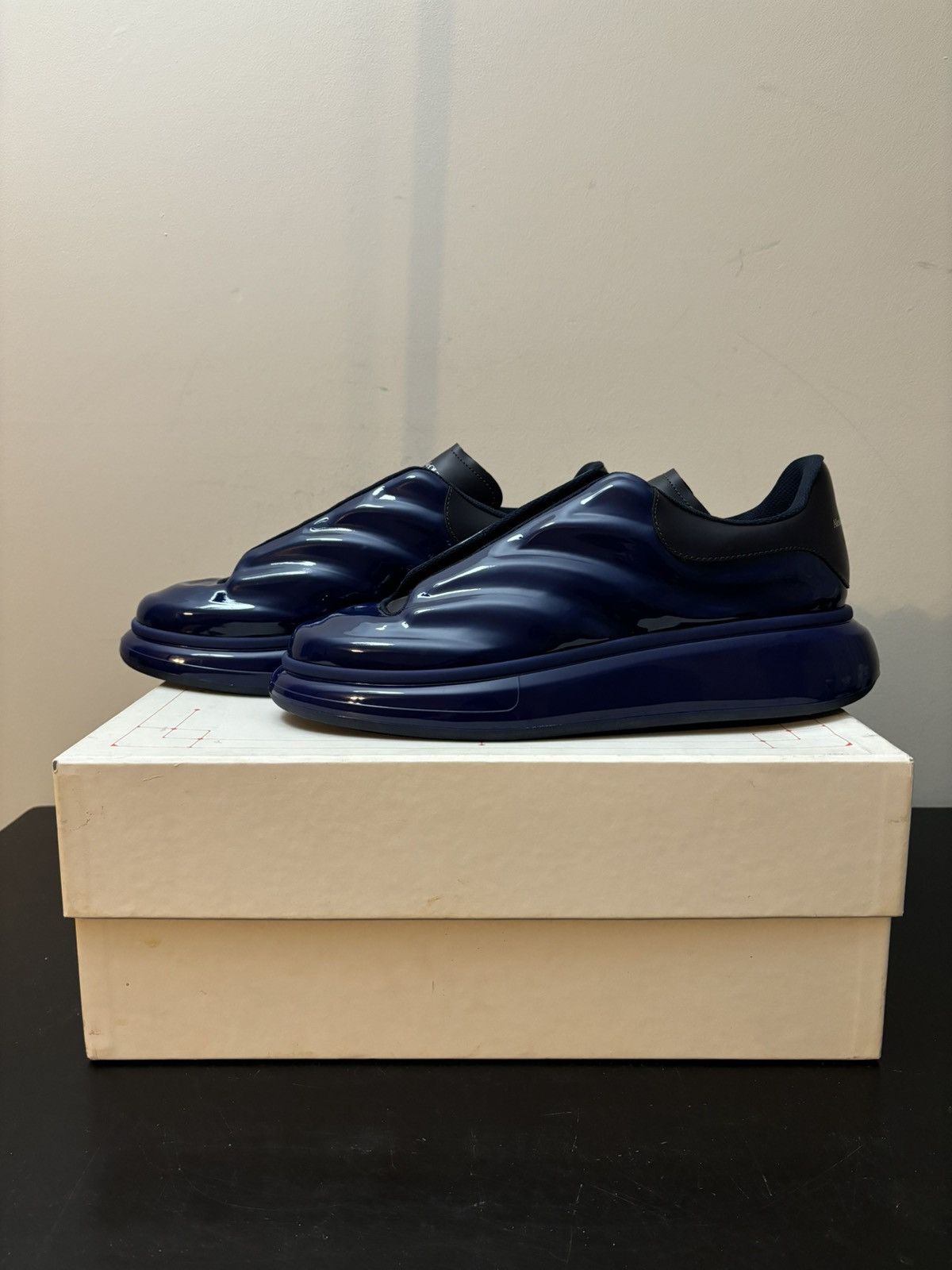 Alexander McQueen Alexander McQueen Oversized Gloss Sneakers Navy Blue Size US 12.5 / EU 45-46 - 1 Thumbnail