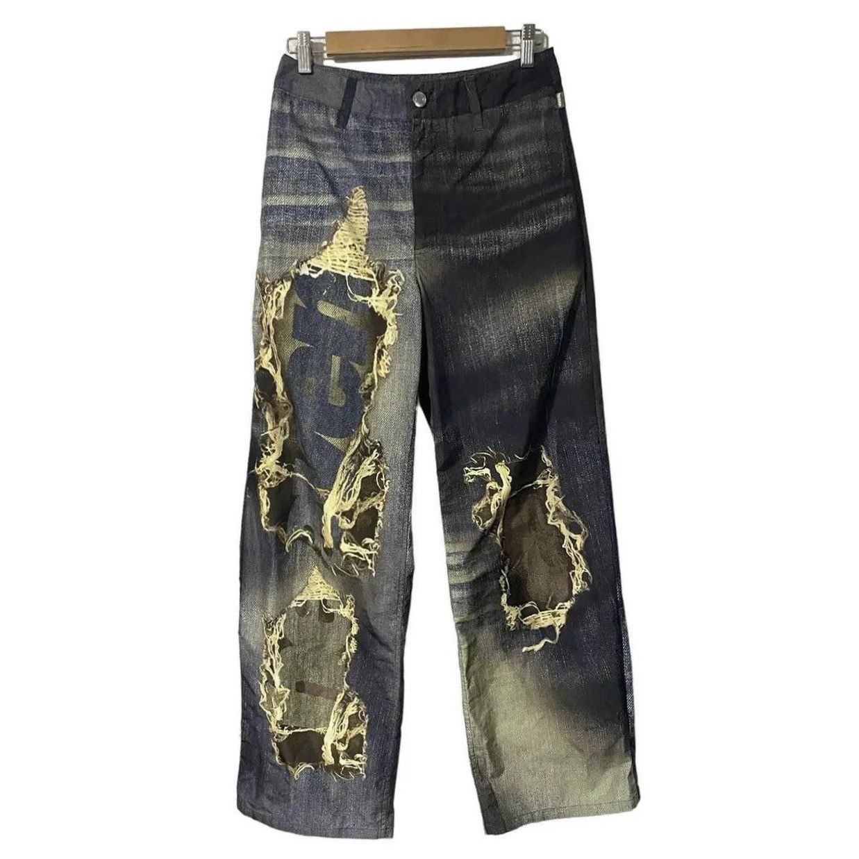パンツ heaven by marc jacobs Shredded StarJeans Heaven by Marc Jacobs Heaven Shredded Star Jeans | Grailed