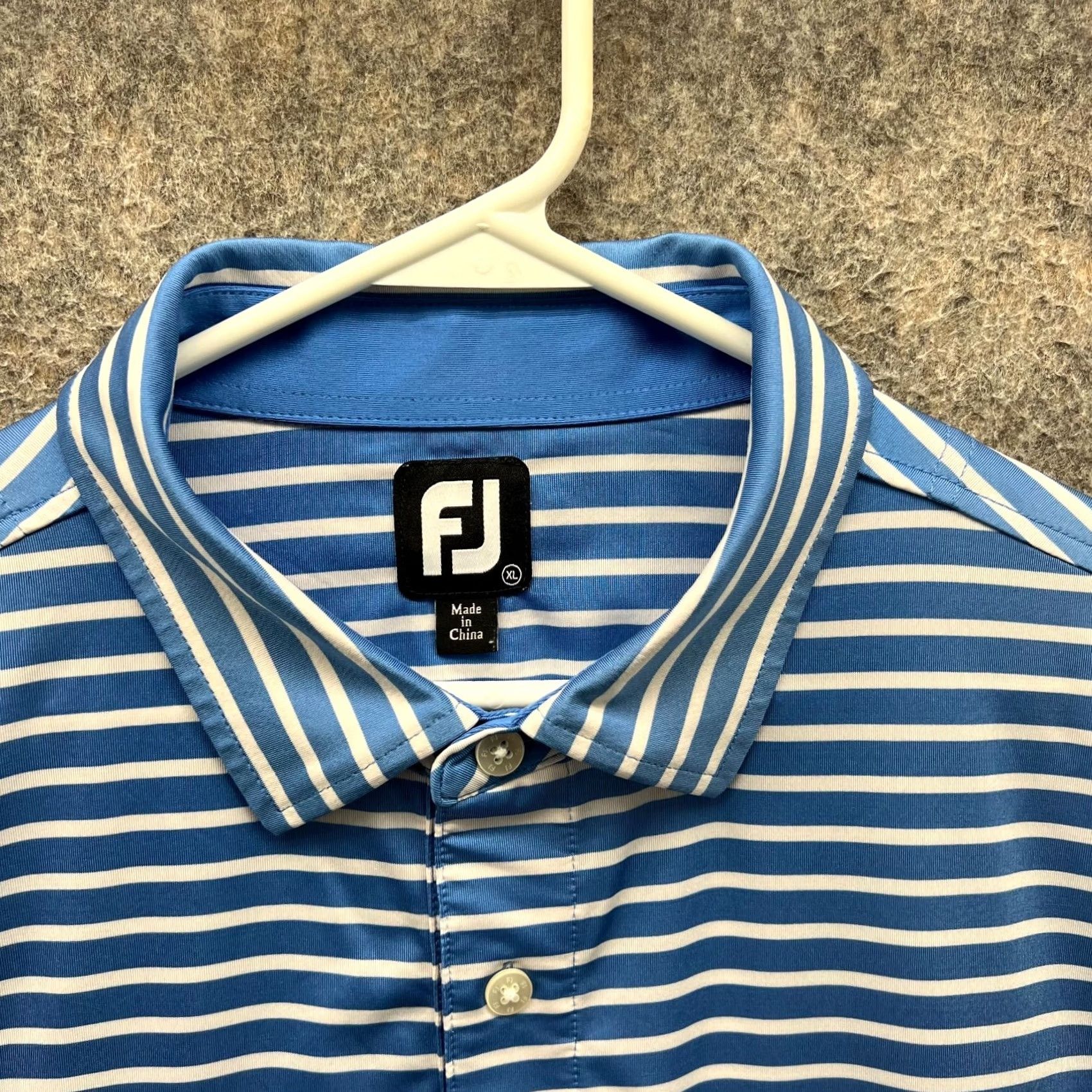 Footjoy FootJoy Polo Shirt Mens XL Blue White Stripes Golf Performance Shirt Short Sleeve Collared Buttoned 44 Chest Regular Fit All Seasons 4 Button Logo Size US XL / EU 56 / 4 - 4 Thumbnail